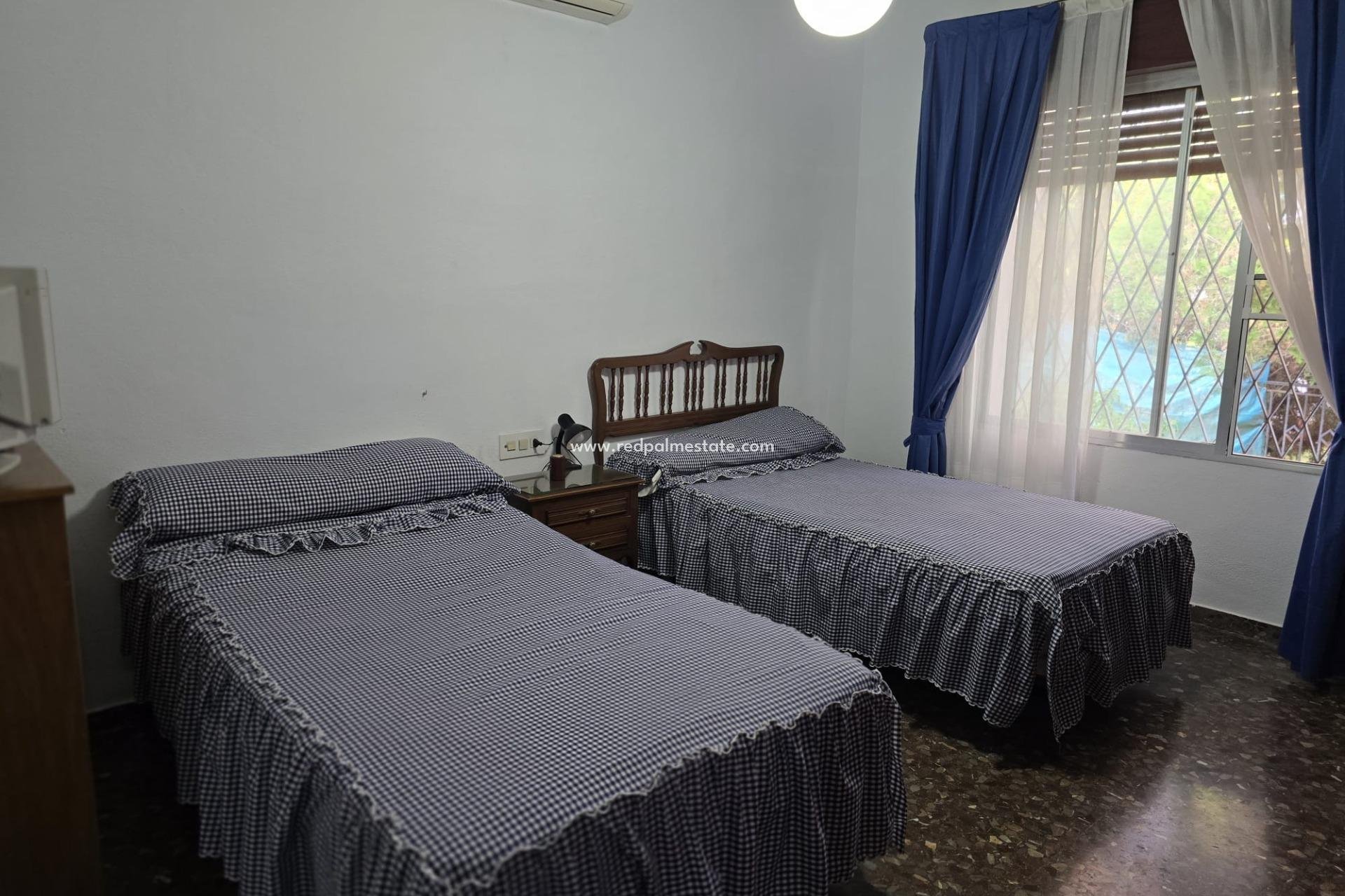 Reventa - Villa -
Orihuela Costa - Campoamor