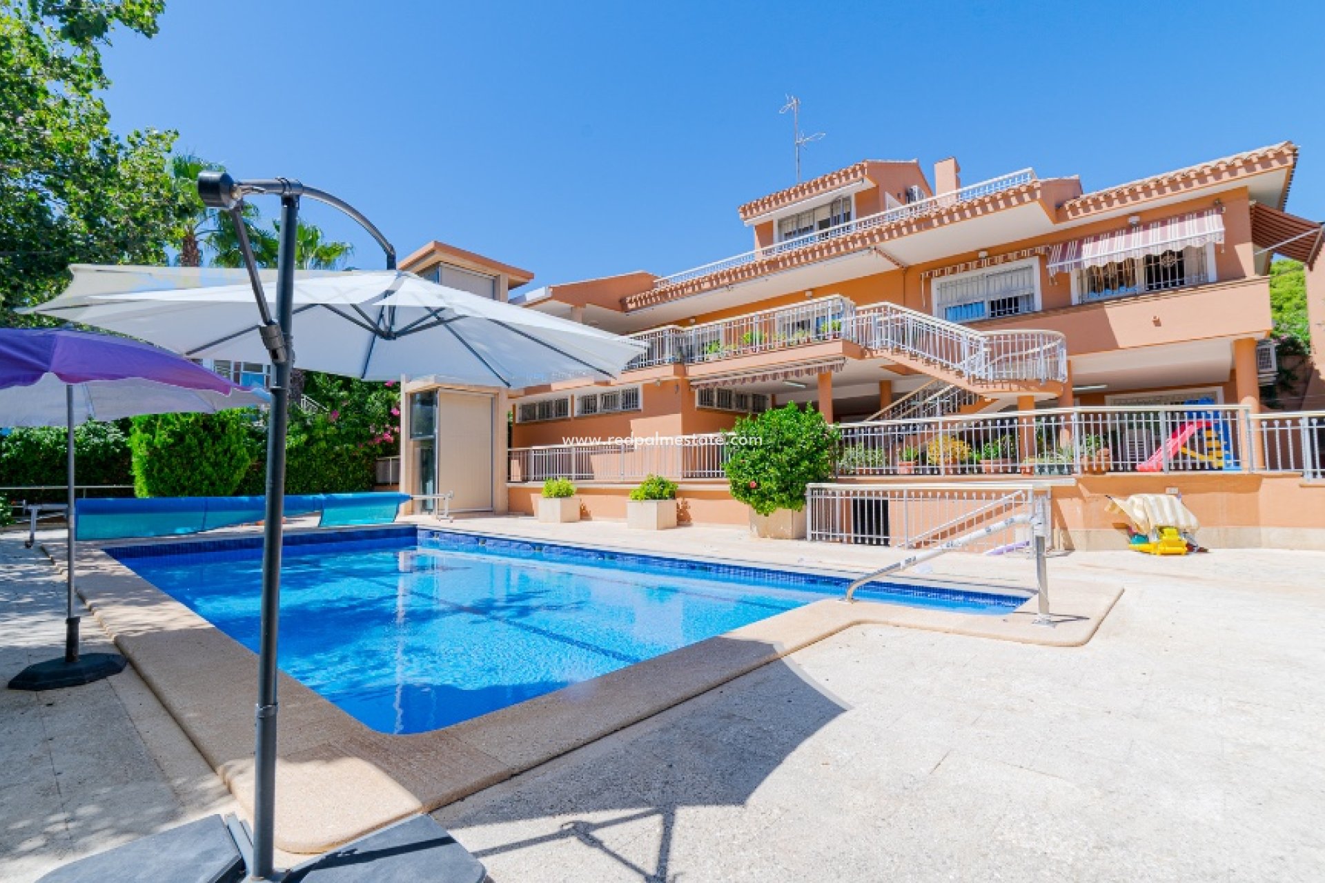 Reventa - Villa -
Orihuela Costa - Campoamor