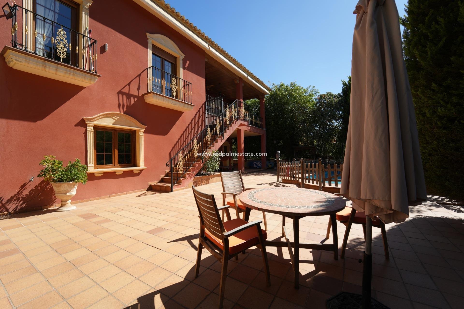 Reventa - Villa -
Orihuela Costa - Campoamor