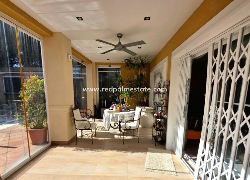 Reventa - Villa -
Orihuela Costa - Campoamor