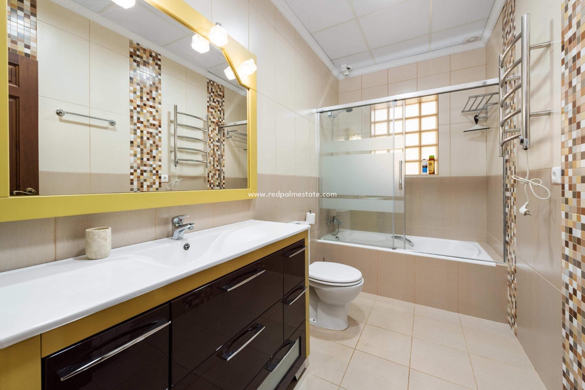 Reventa - Villa -
Orihuela Costa - Campoamor