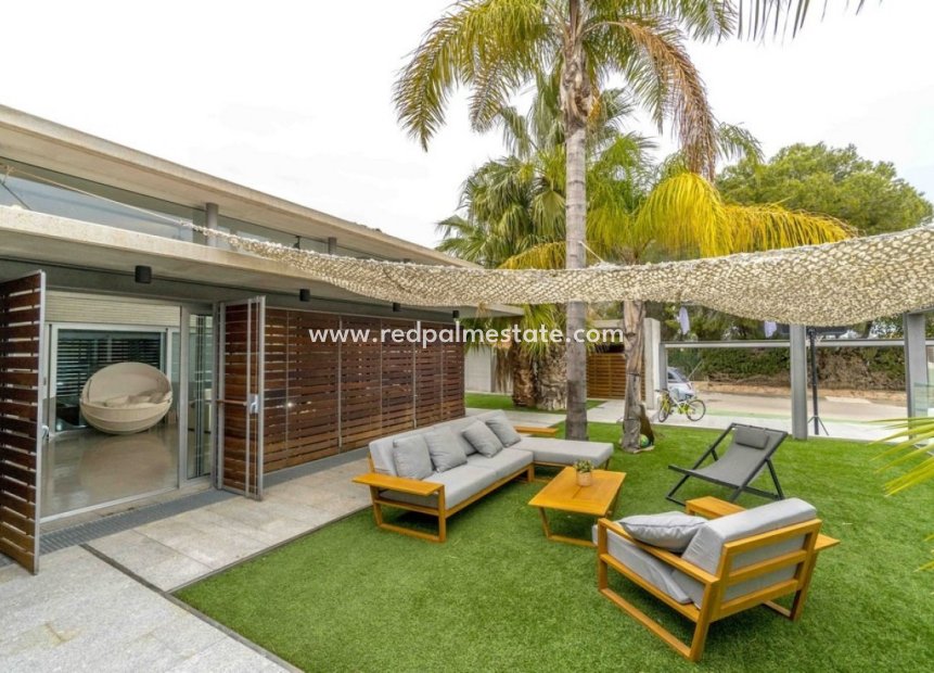 Reventa - Villa -
Orihuela Costa - Campoamor