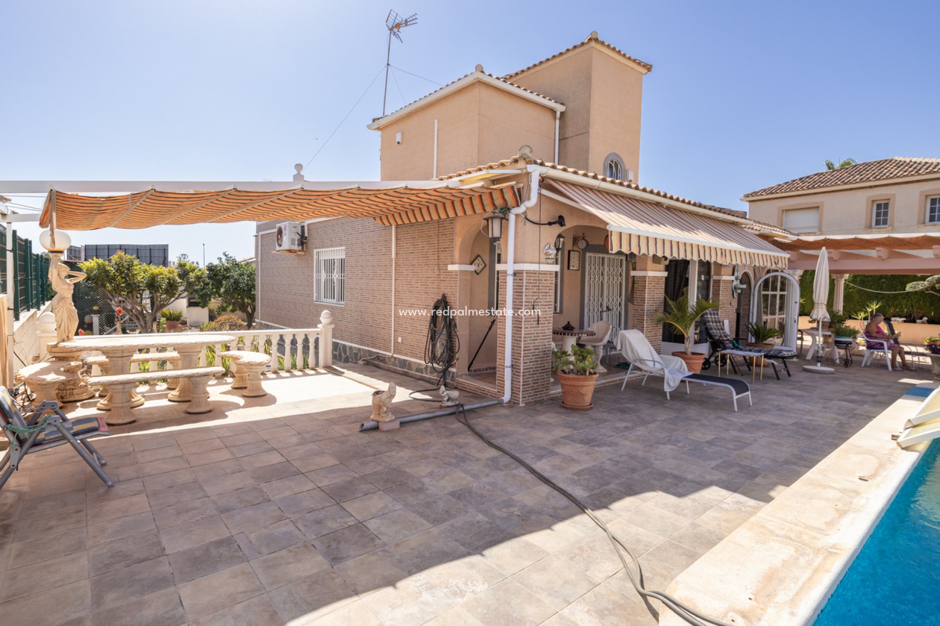 Reventa - Villa -
Orihuela Costa - Costa Blanca