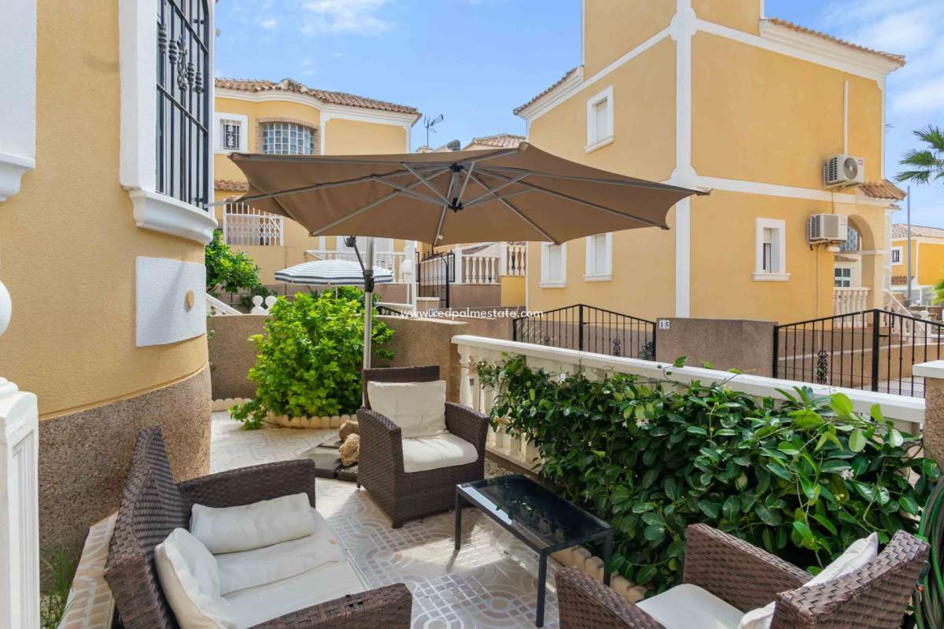 Reventa - Villa -
Orihuela Costa - Costa Blanca