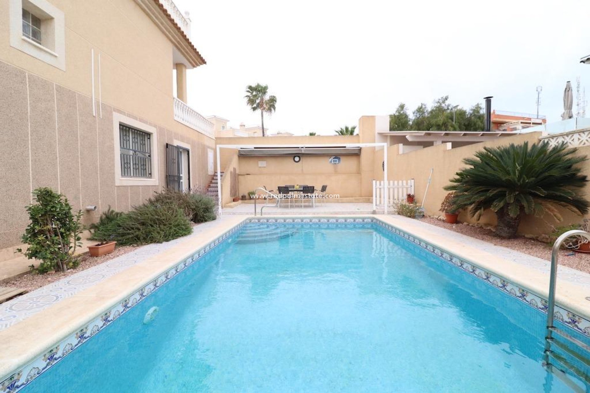 Reventa - Villa -
Orihuela Costa - Costa Blanca