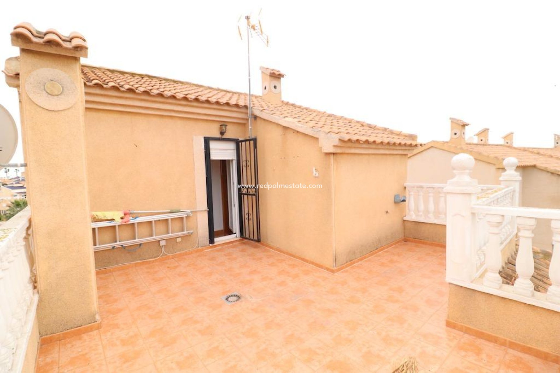 Reventa - Villa -
Orihuela Costa - Costa Blanca