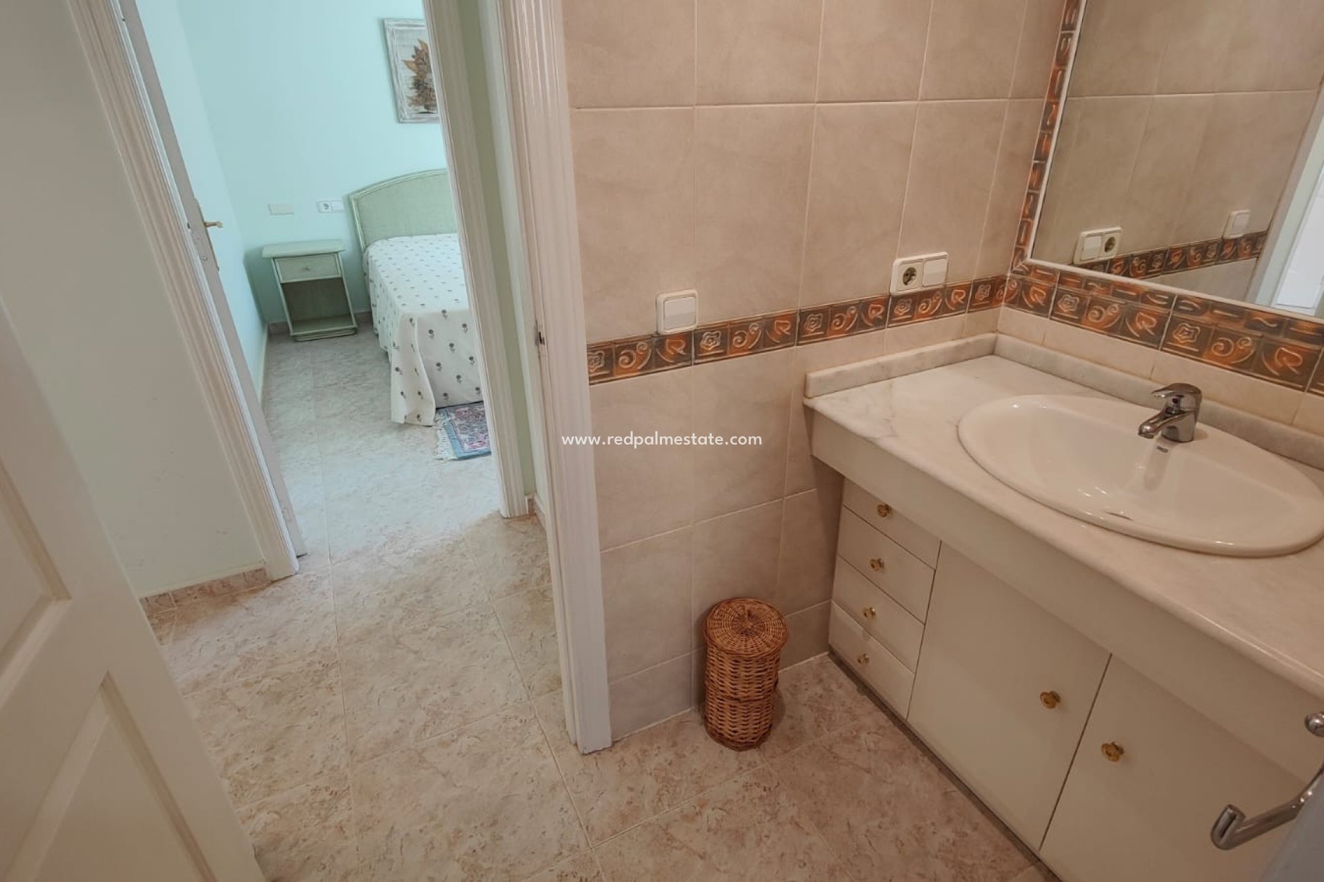 Reventa - Villa -
Orihuela Costa - Costa Blanca