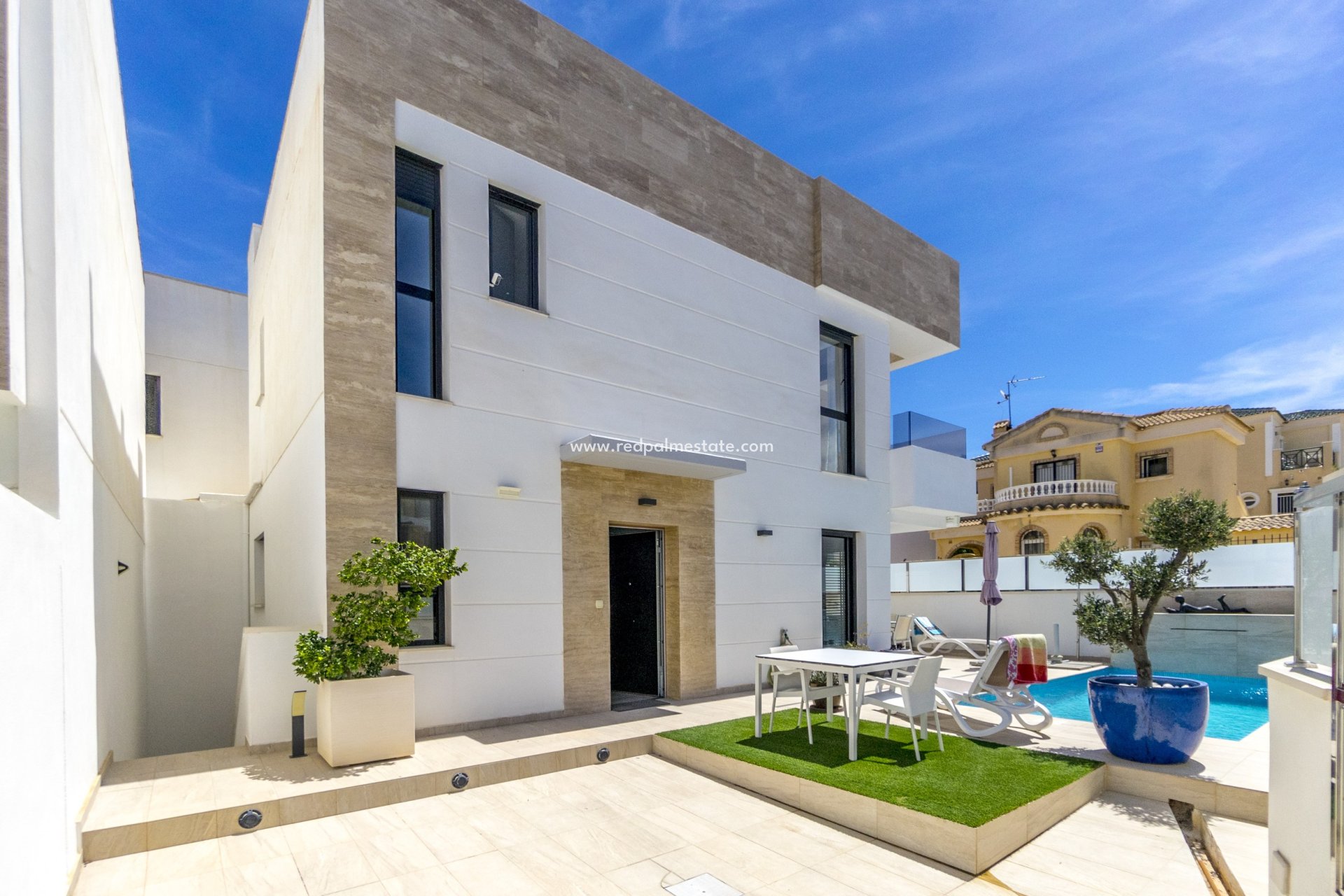 Reventa - Villa -
Orihuela Costa - Costa Blanca