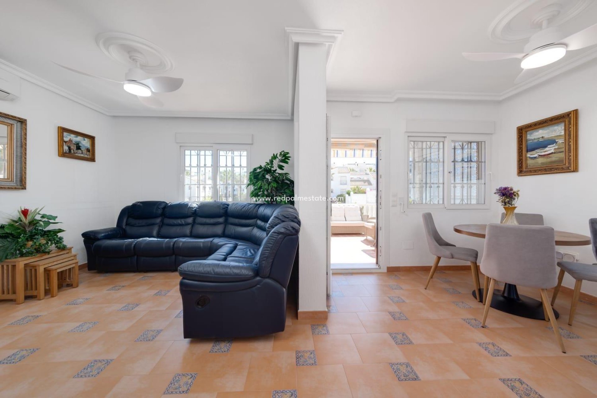 Reventa - Villa -
Orihuela Costa - Costa Blanca