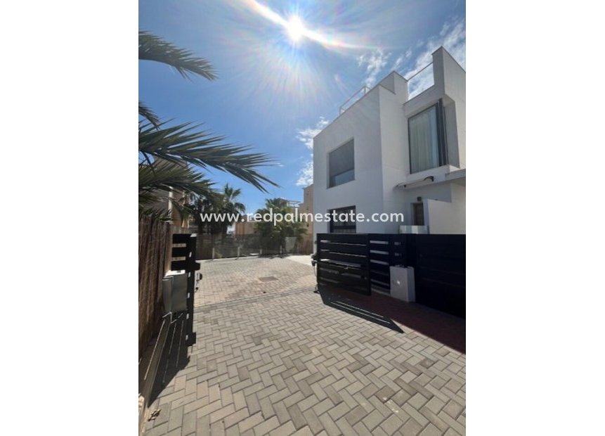 Reventa - Villa -
Orihuela Costa - Costa Blanca