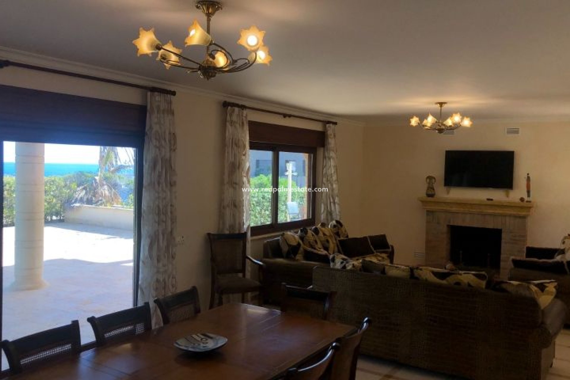 Reventa - Villa -
Orihuela Costa - Costa Blanca