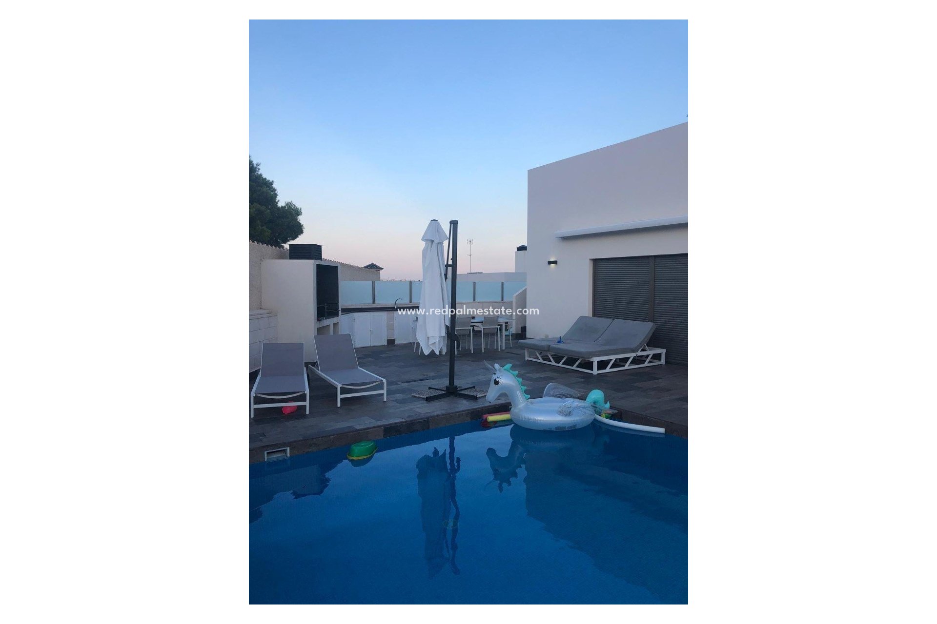 Reventa - Villa -
Orihuela Costa - Costa Blanca