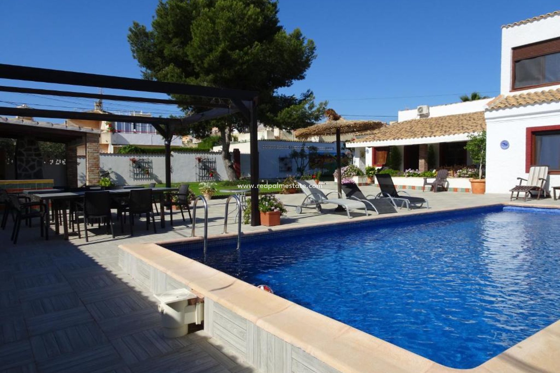 Reventa - Villa -
Orihuela Costa - Costa Blanca