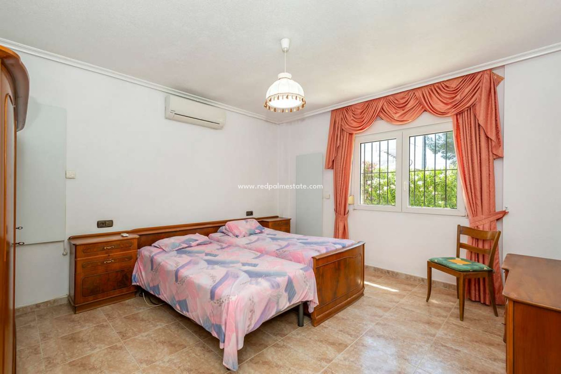 Reventa - Villa -
Orihuela Costa - Costa Blanca