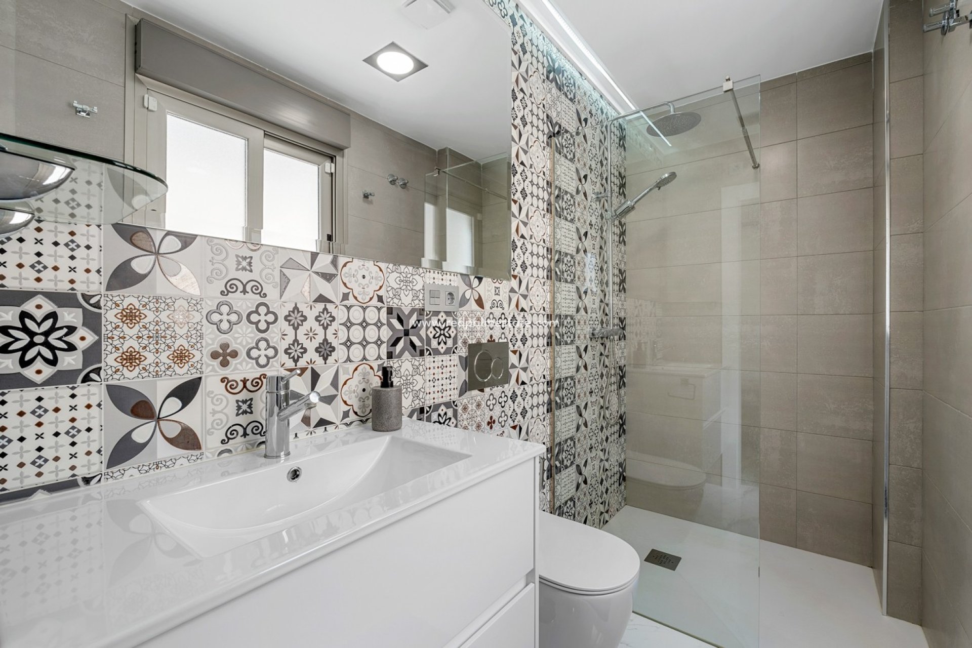 Reventa - Villa -
Orihuela Costa - Costa Blanca