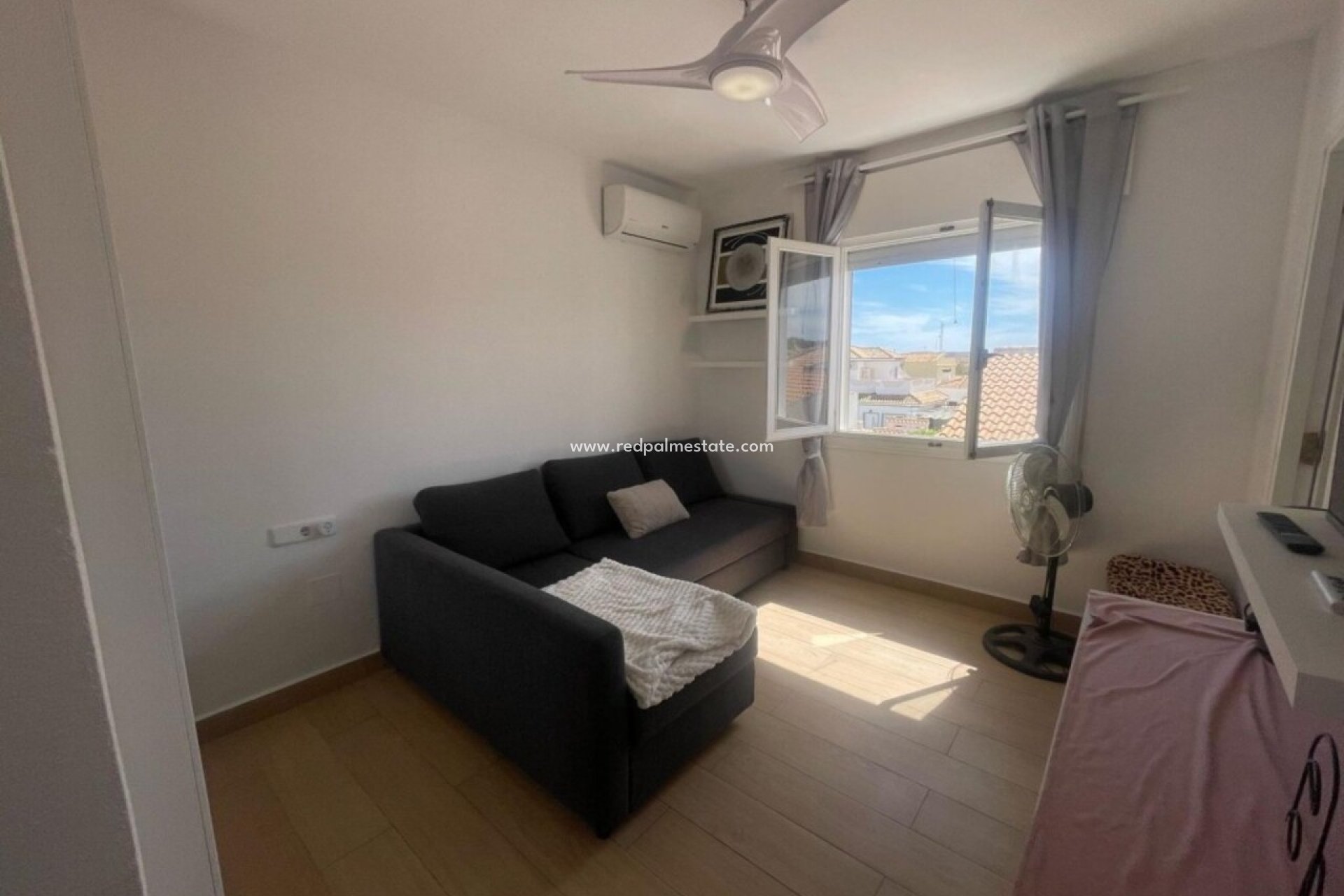 Reventa - Villa -
Orihuela Costa - Costa Blanca