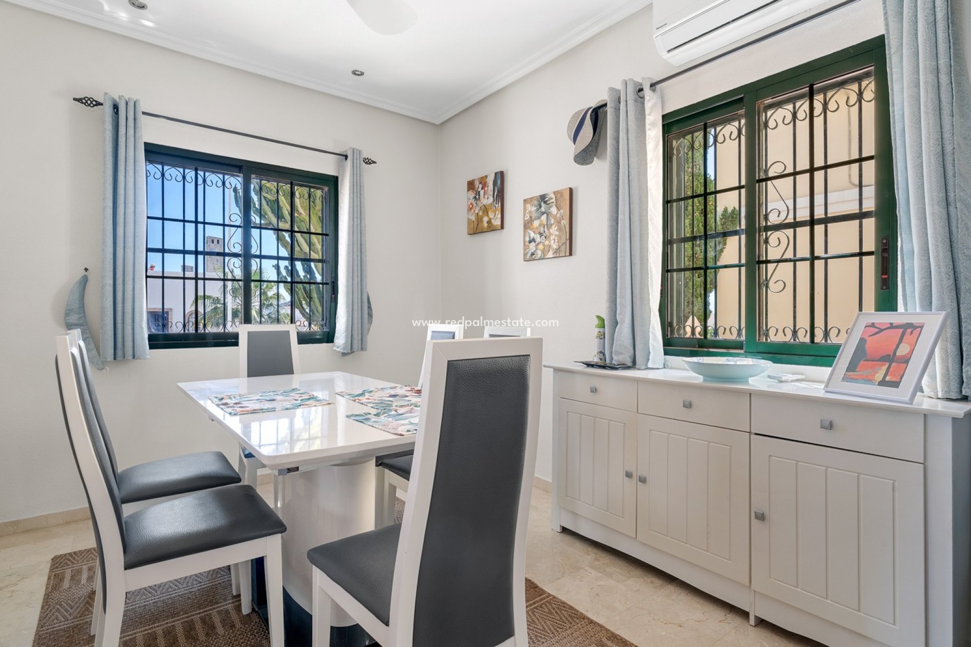 Reventa - Villa -
Orihuela Costa - Costa Blanca