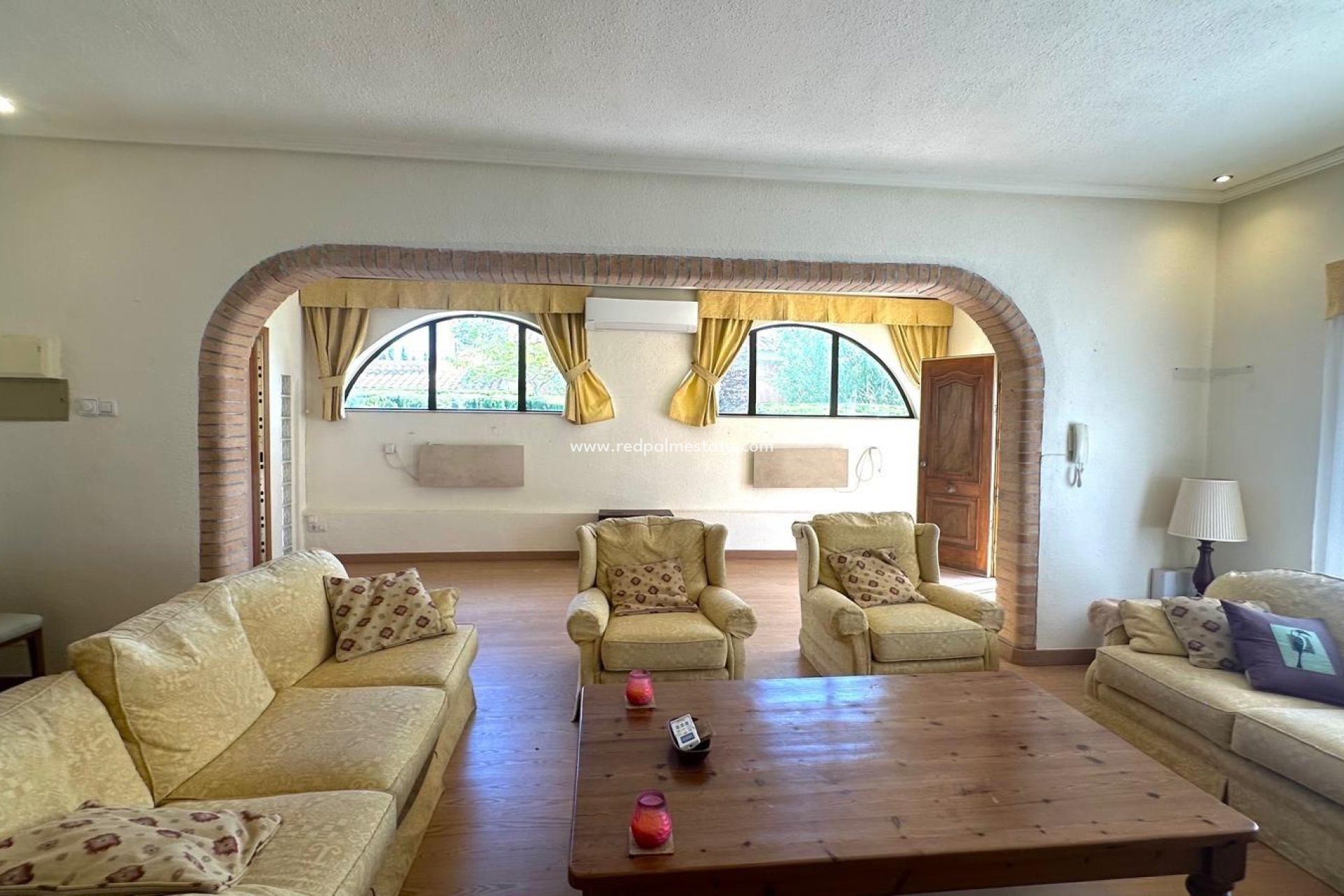 Reventa - Villa -
Orihuela Costa - Costa Blanca