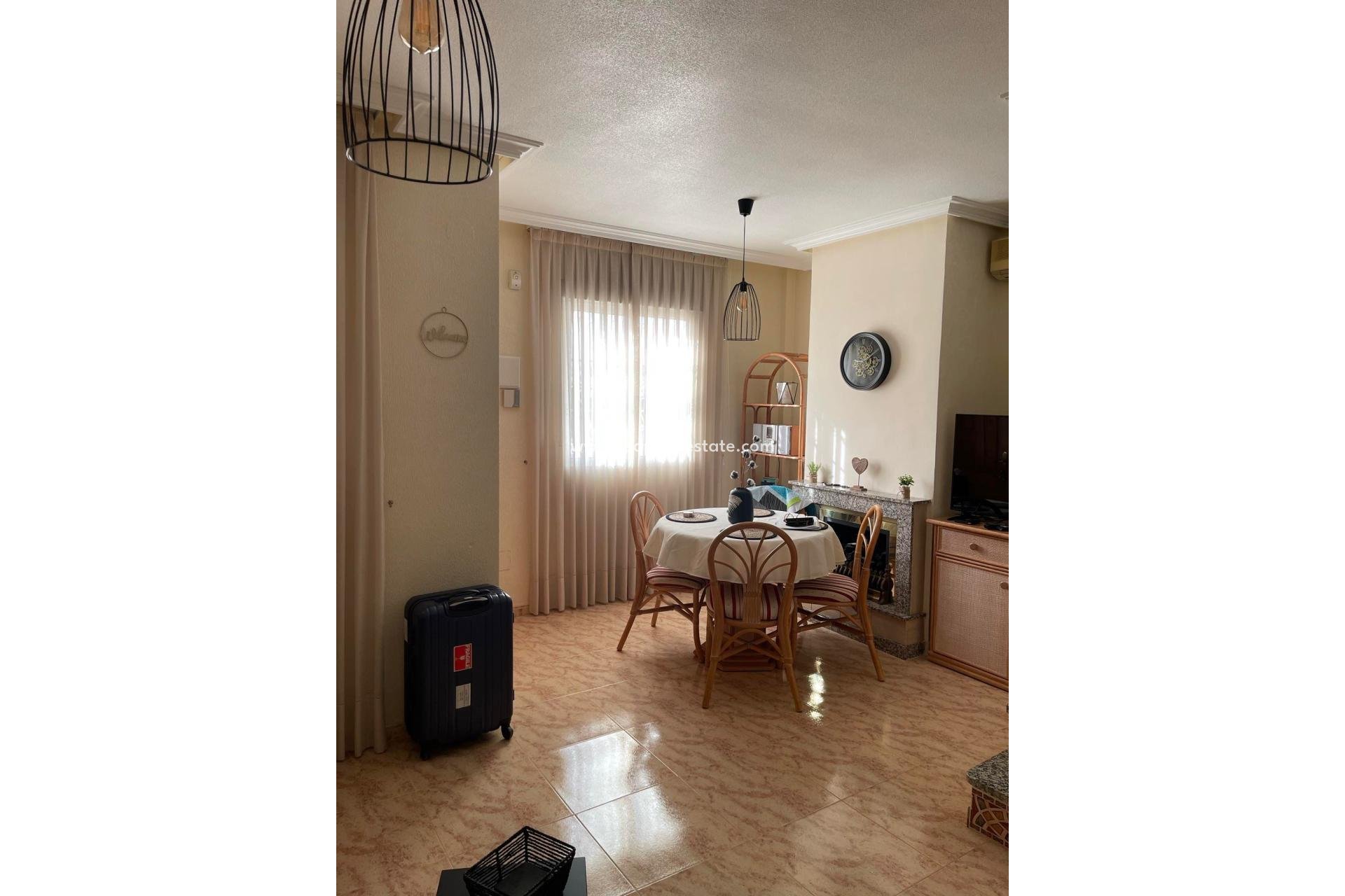 Reventa - Villa -
Orihuela Costa - Costa Blanca