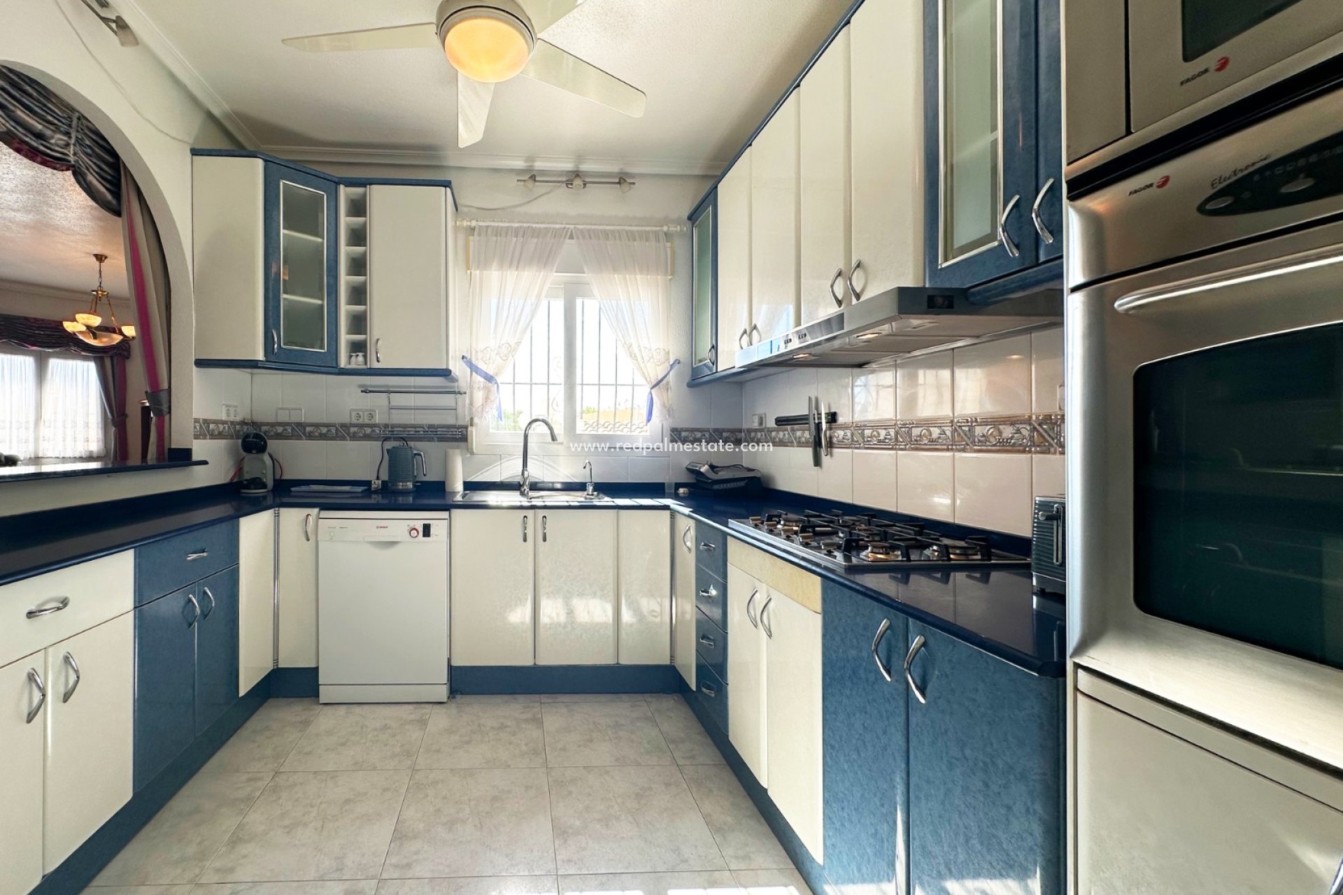 Reventa - Villa -
Orihuela Costa - Costa Blanca