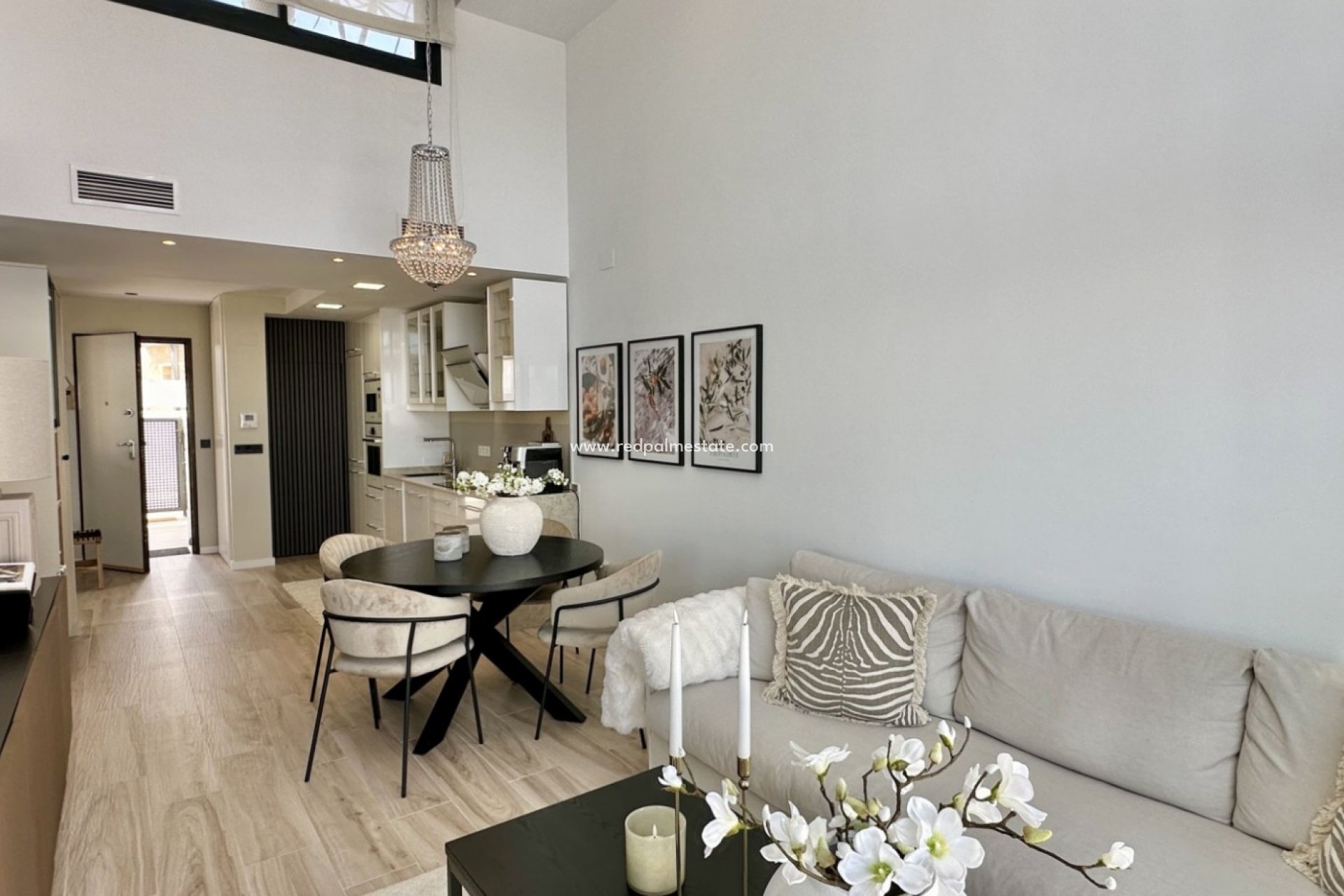 Reventa - Villa -
Orihuela Costa - Costa Blanca