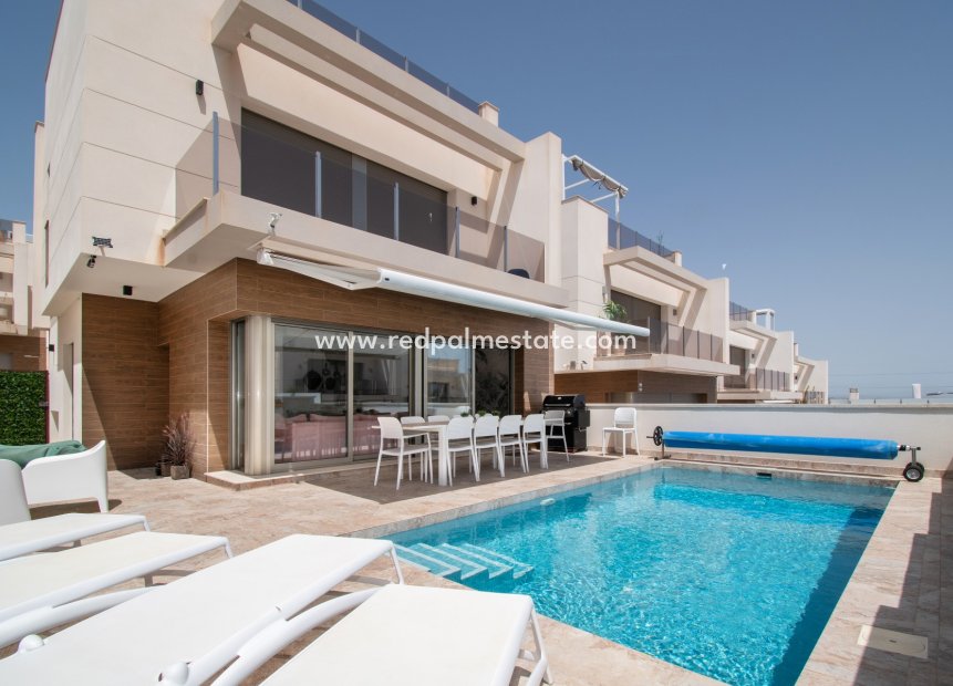 Reventa - Villa -
Orihuela Costa - Costa Blanca