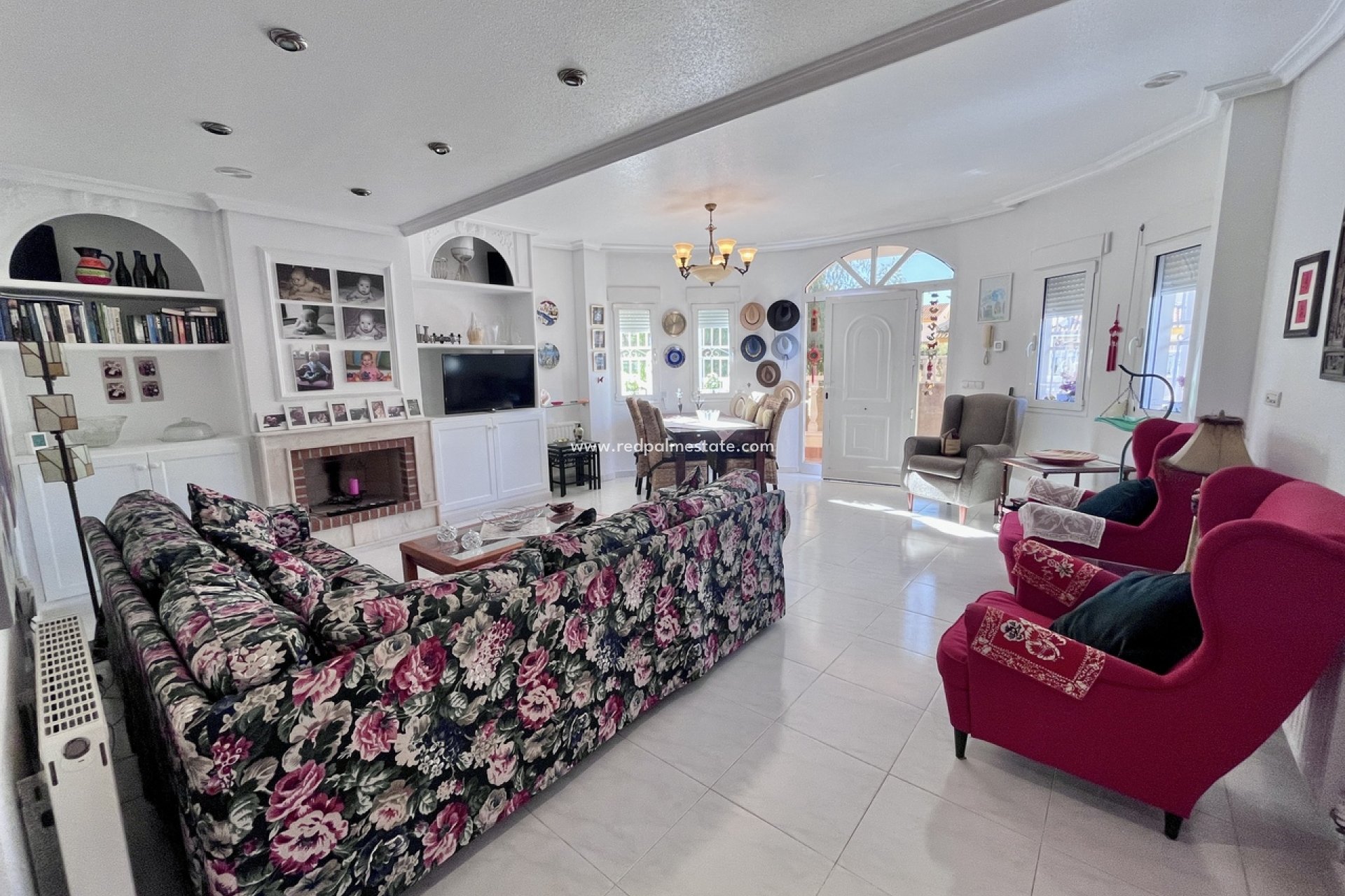 Reventa - Villa -
Orihuela Costa - Costa Blanca