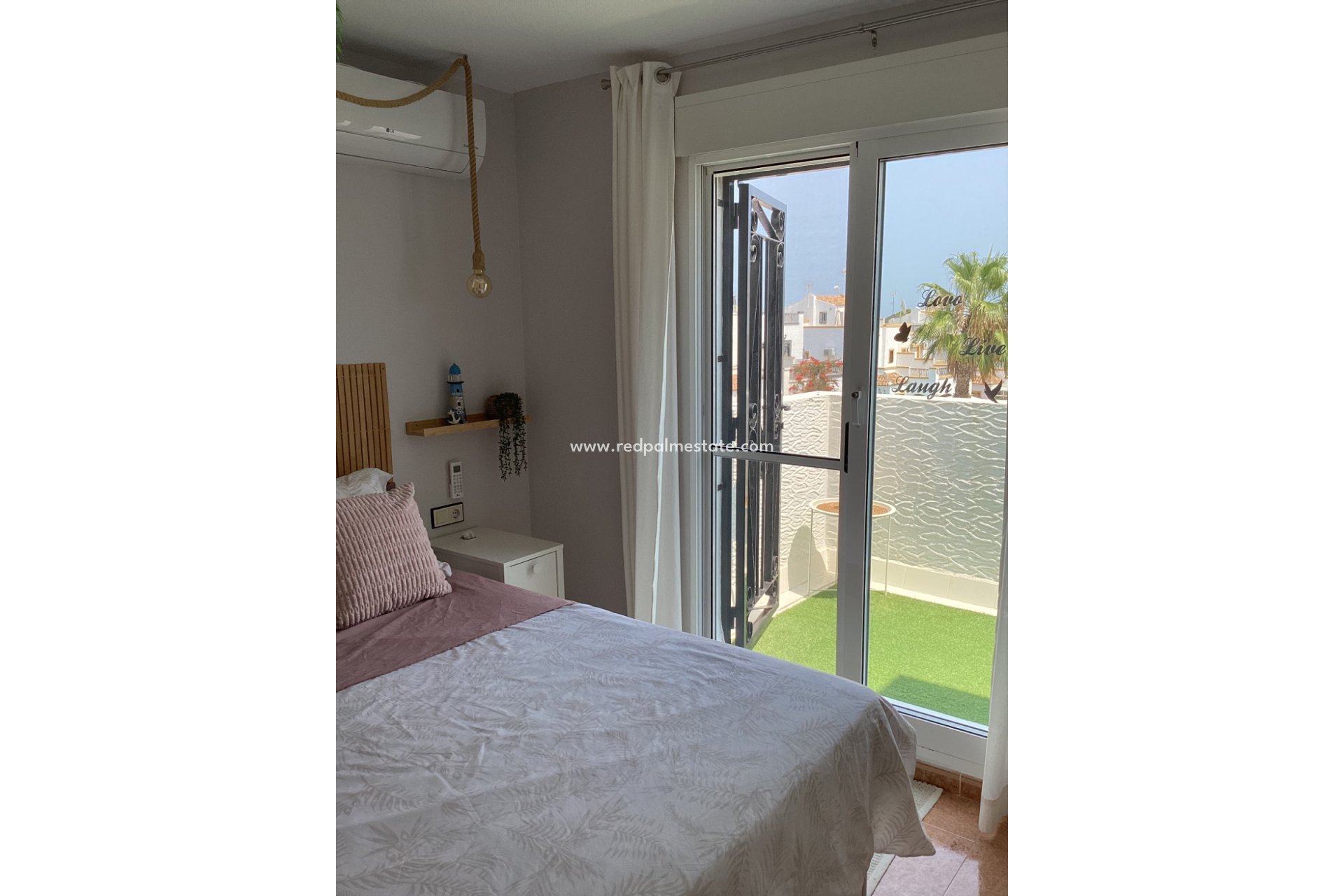 Reventa - Villa -
Orihuela Costa - Costa Blanca