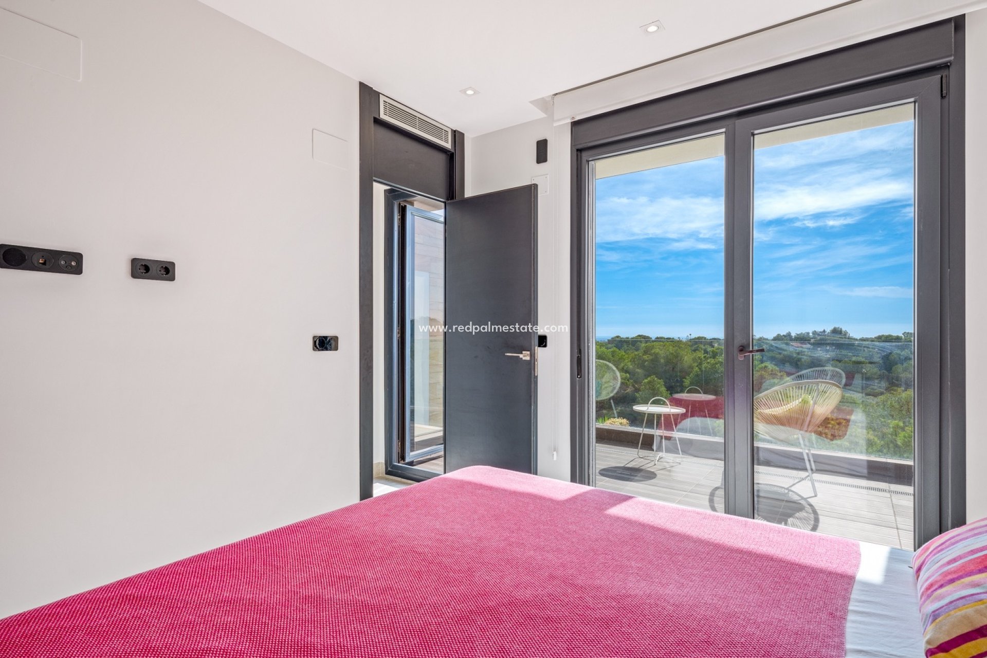 Reventa - Villa -
Orihuela Costa - Costa Blanca