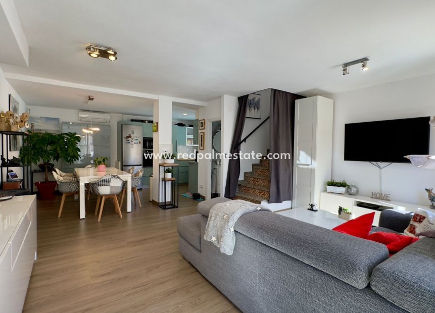 Reventa - Villa -
Orihuela Costa - Costa Blanca