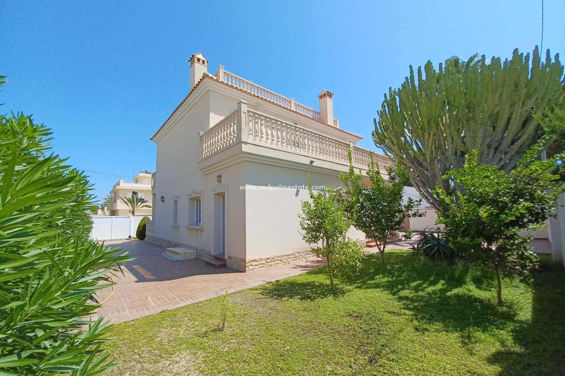 Reventa - Villa -
Orihuela Costa - Costa Blanca