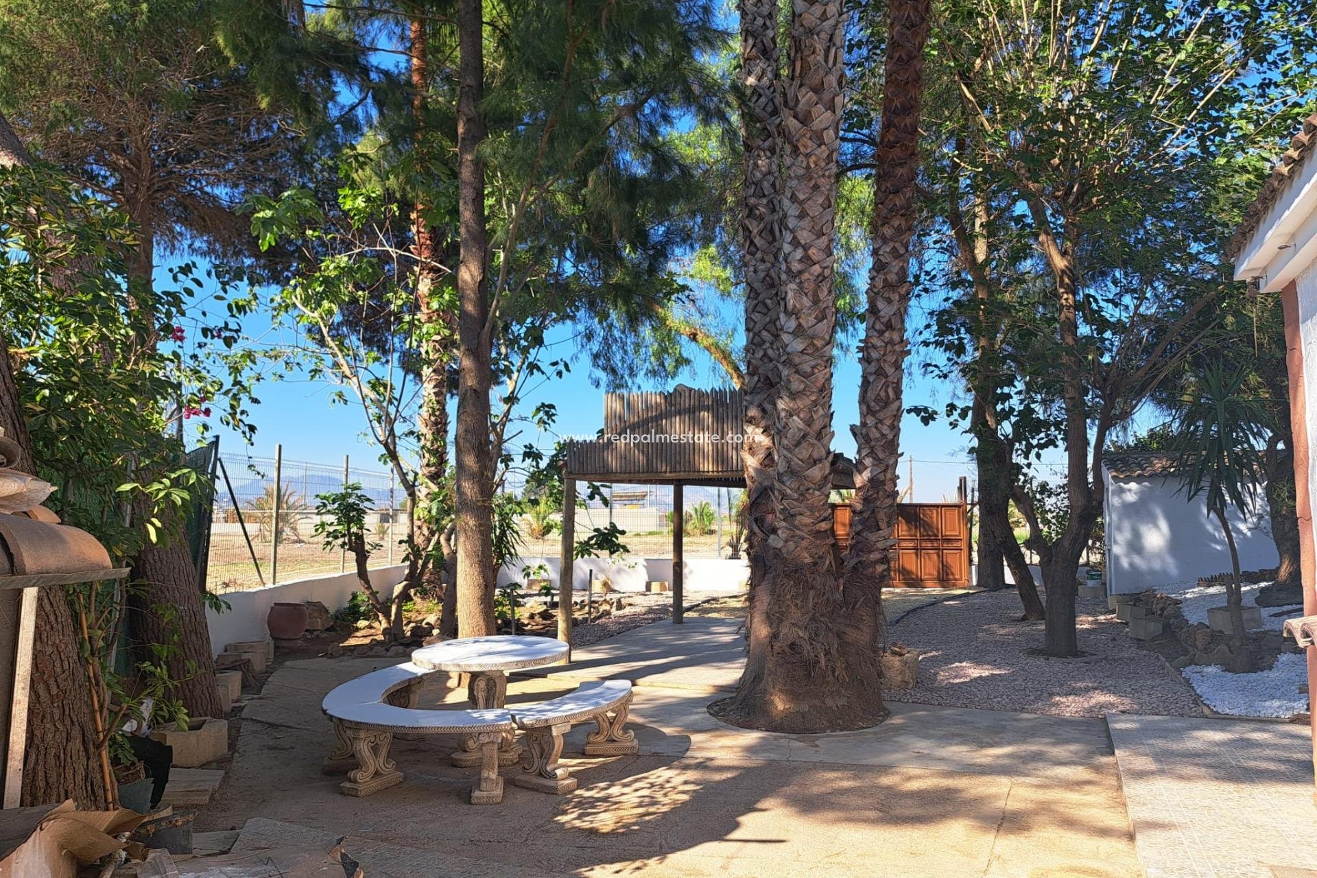 Reventa - Villa -
Orihuela Costa - Desamparados-hurchillo-torremendo