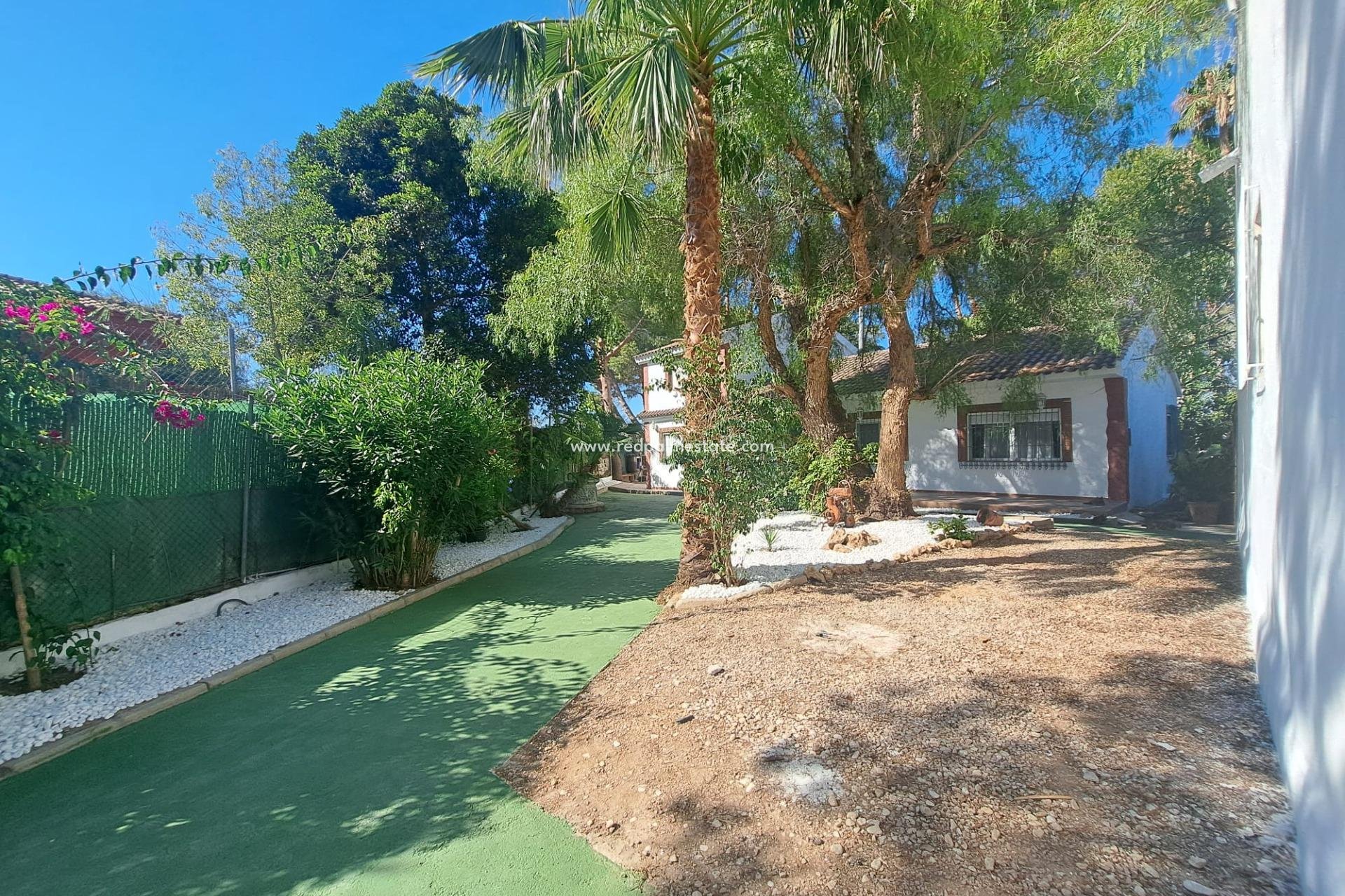 Reventa - Villa -
Orihuela Costa - Desamparados-hurchillo-torremendo