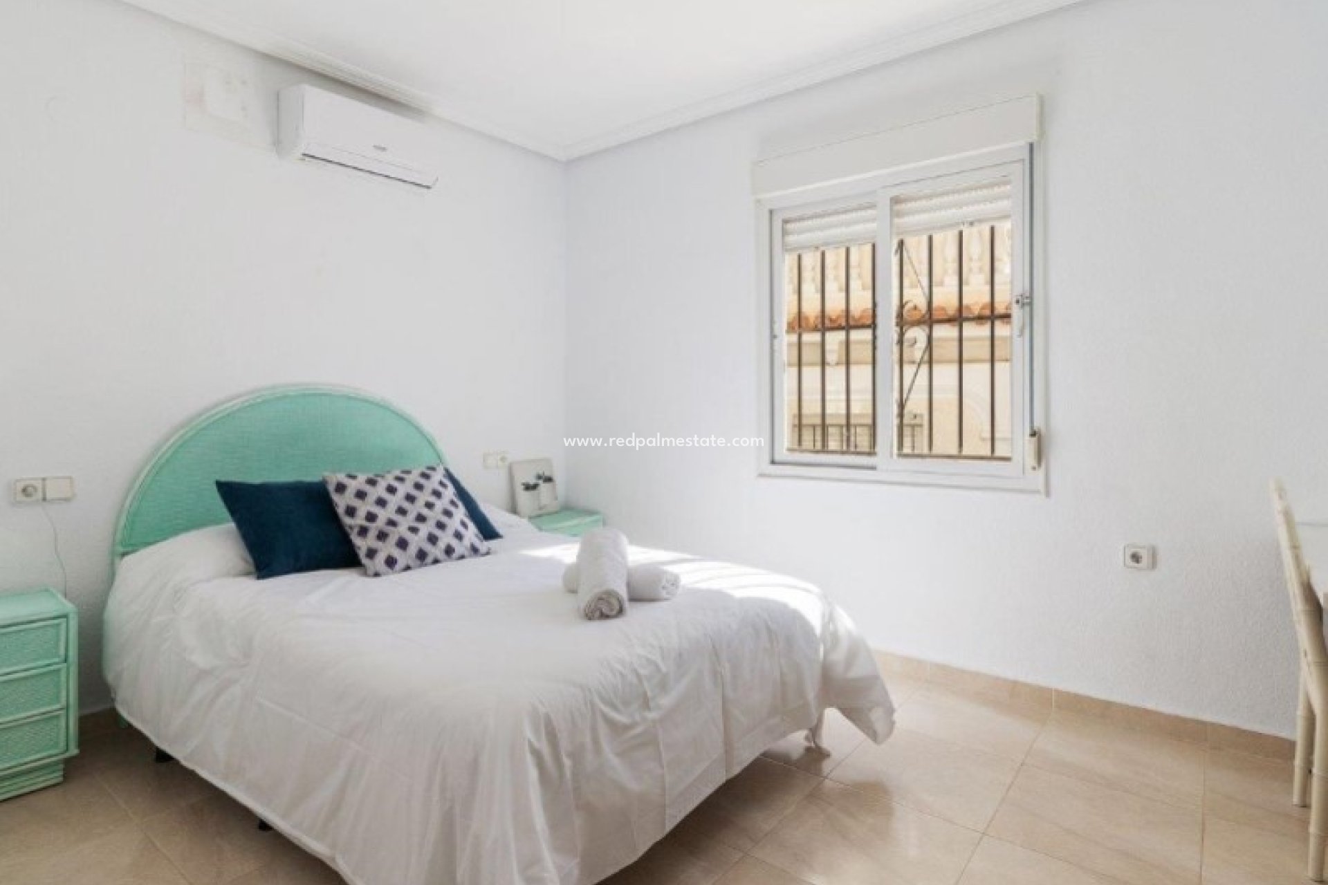 Reventa - Villa -
Orihuela Costa - Inland