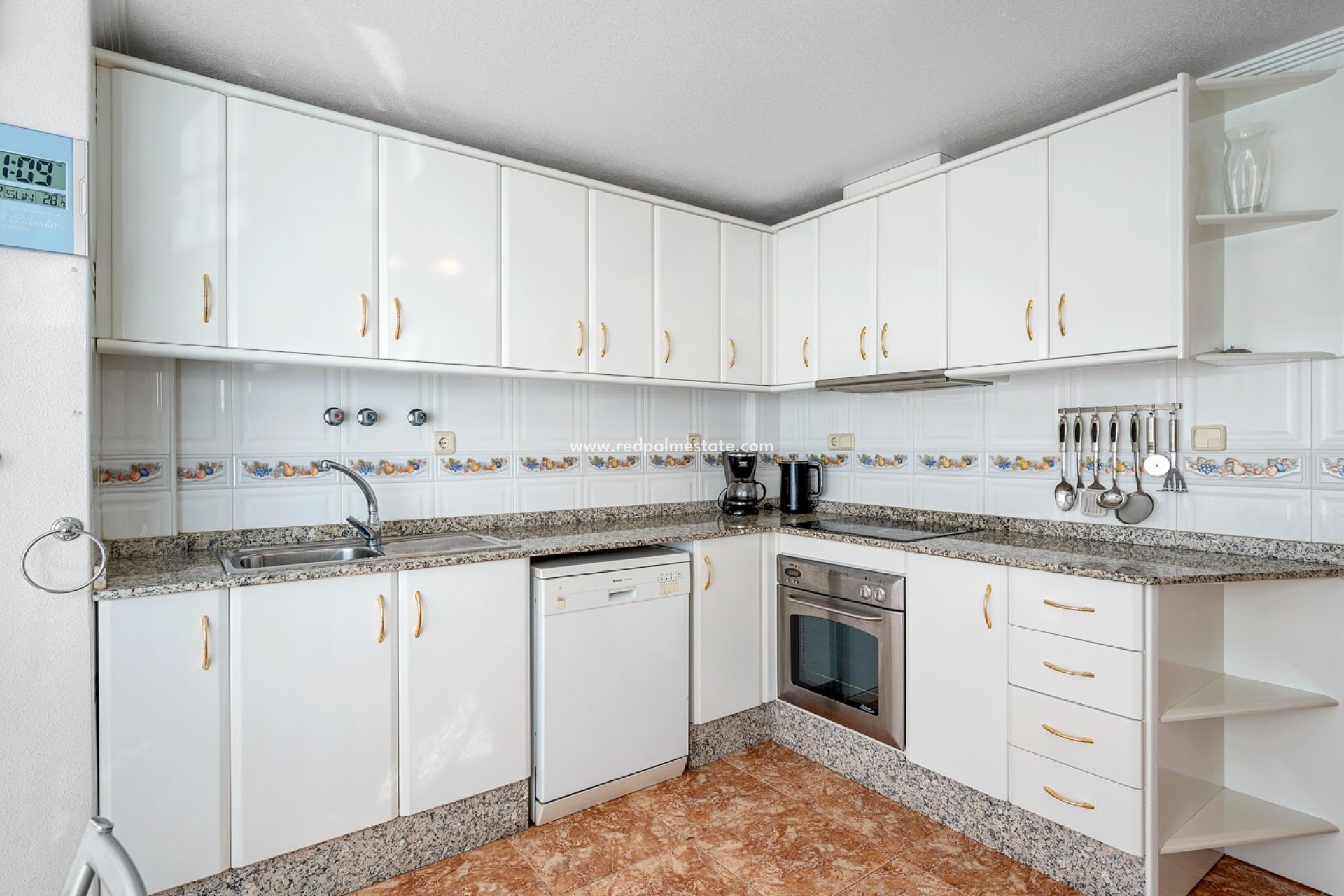 Reventa - Villa -
Orihuela Costa - Inland