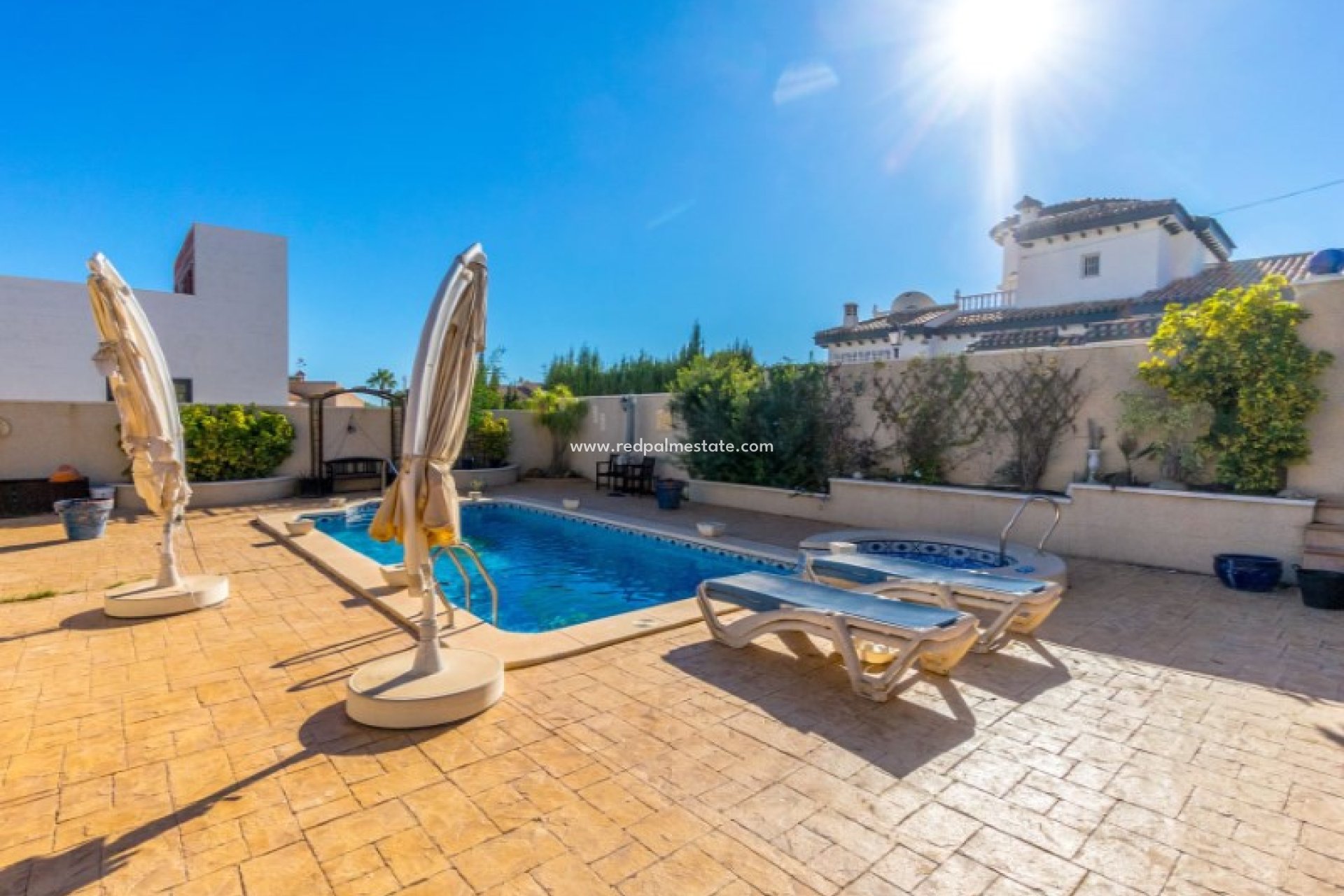 Reventa - Villa -
Orihuela Costa - Inland