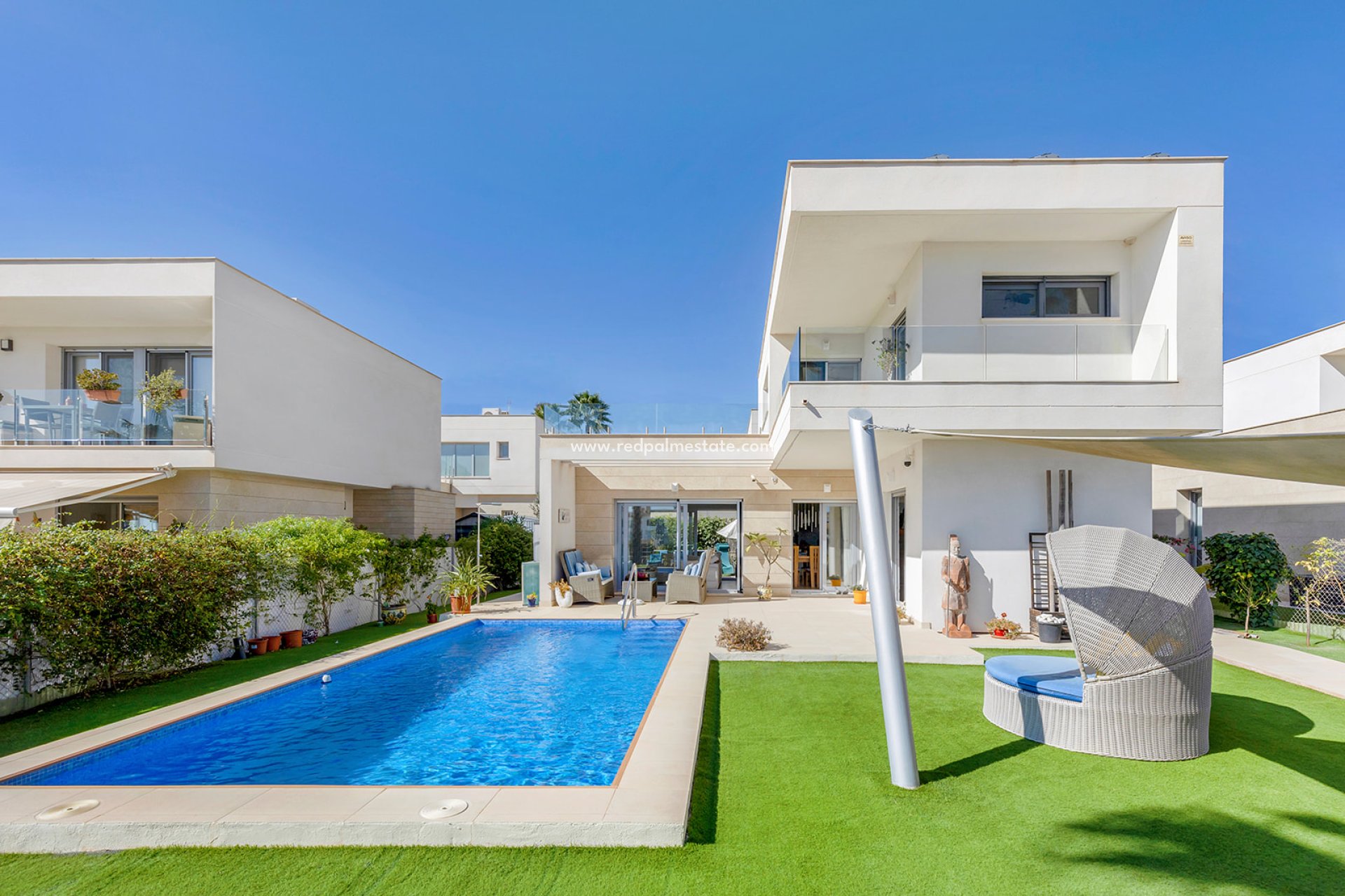 Reventa - Villa -
Orihuela Costa - Inland