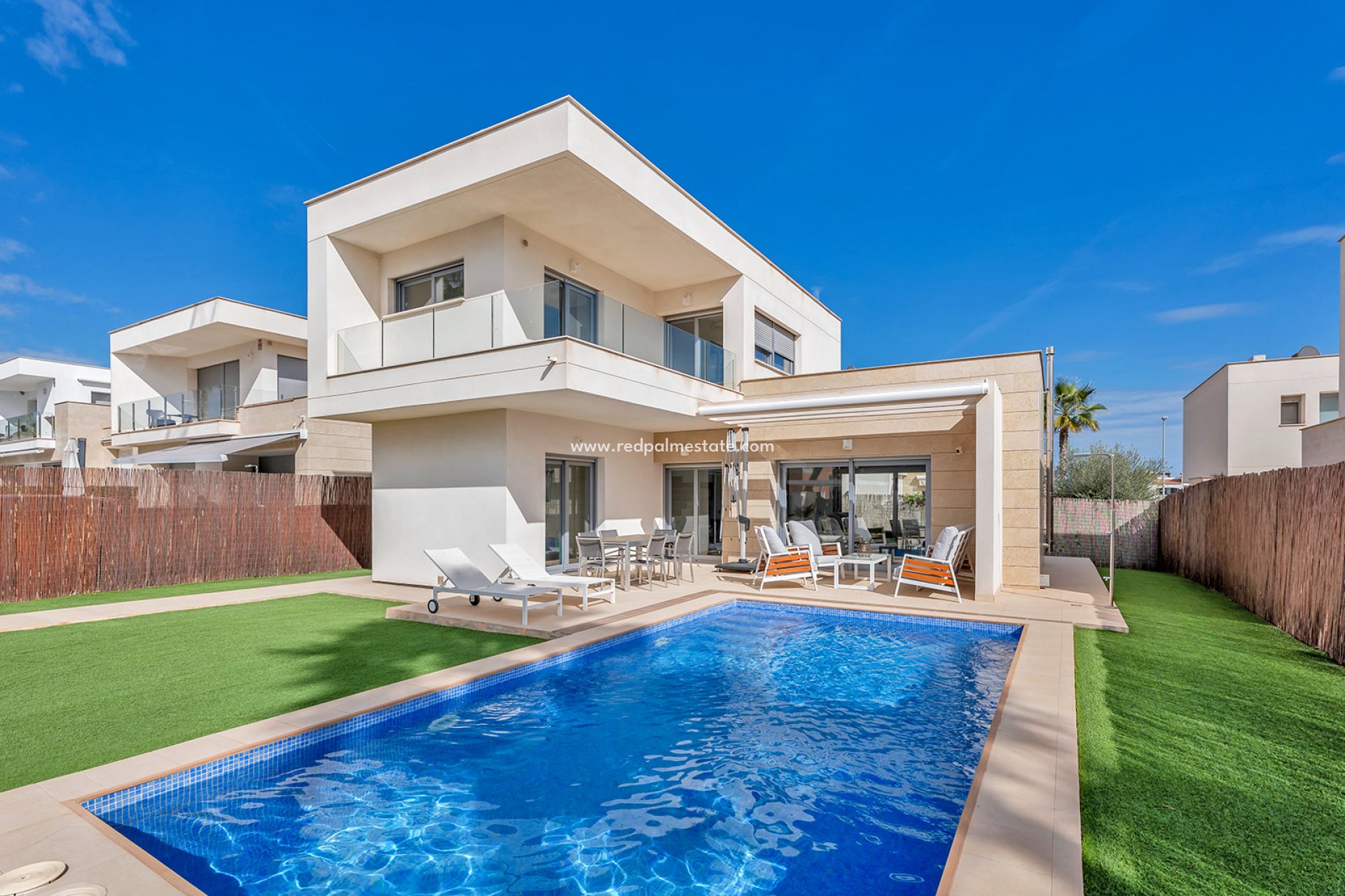 Reventa - Villa -
Orihuela Costa - Inland