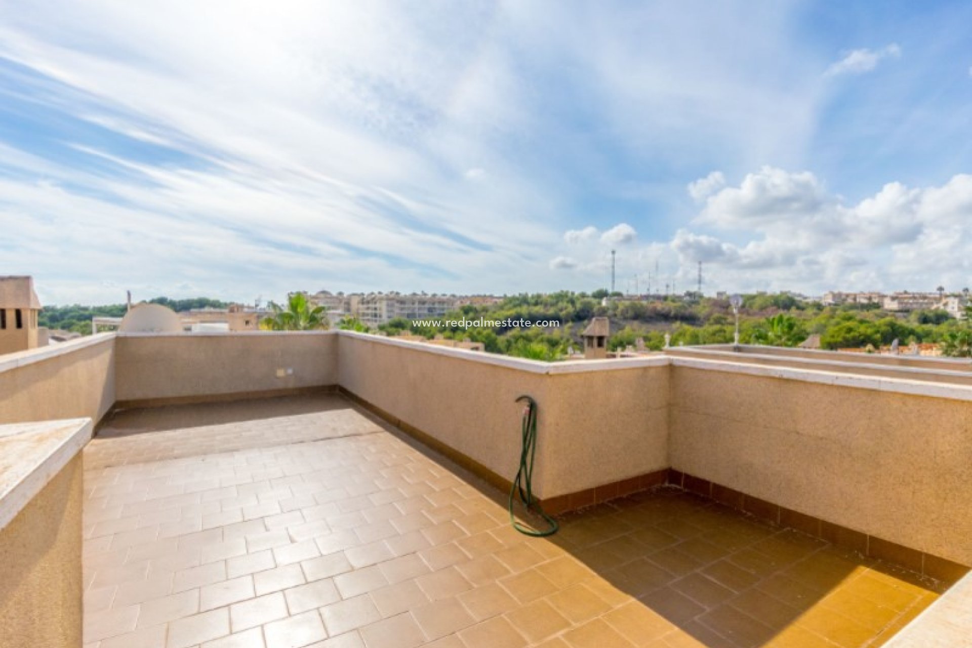 Reventa - Villa -
Orihuela Costa - Inland