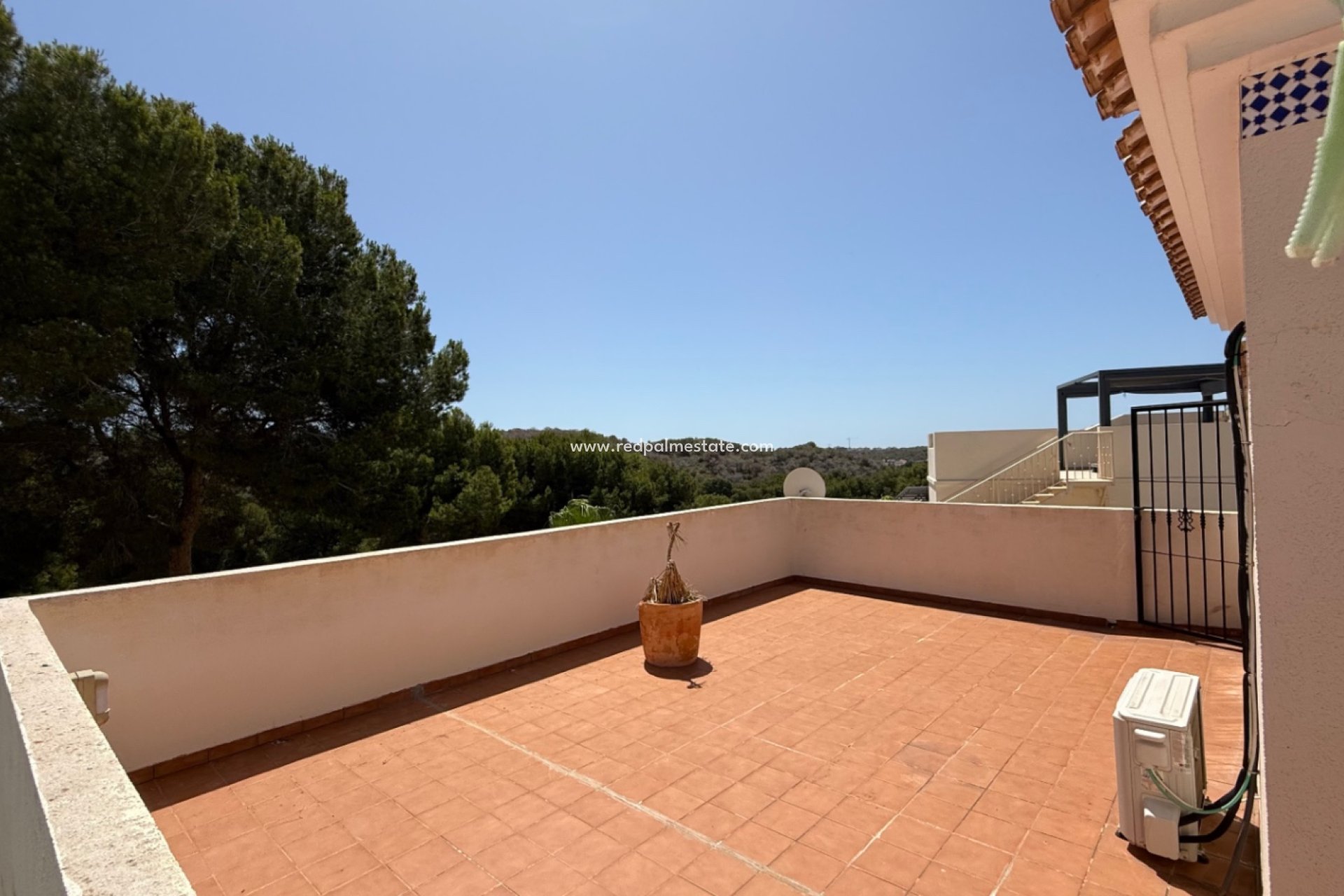 Reventa - Villa -
Orihuela Costa - Inland