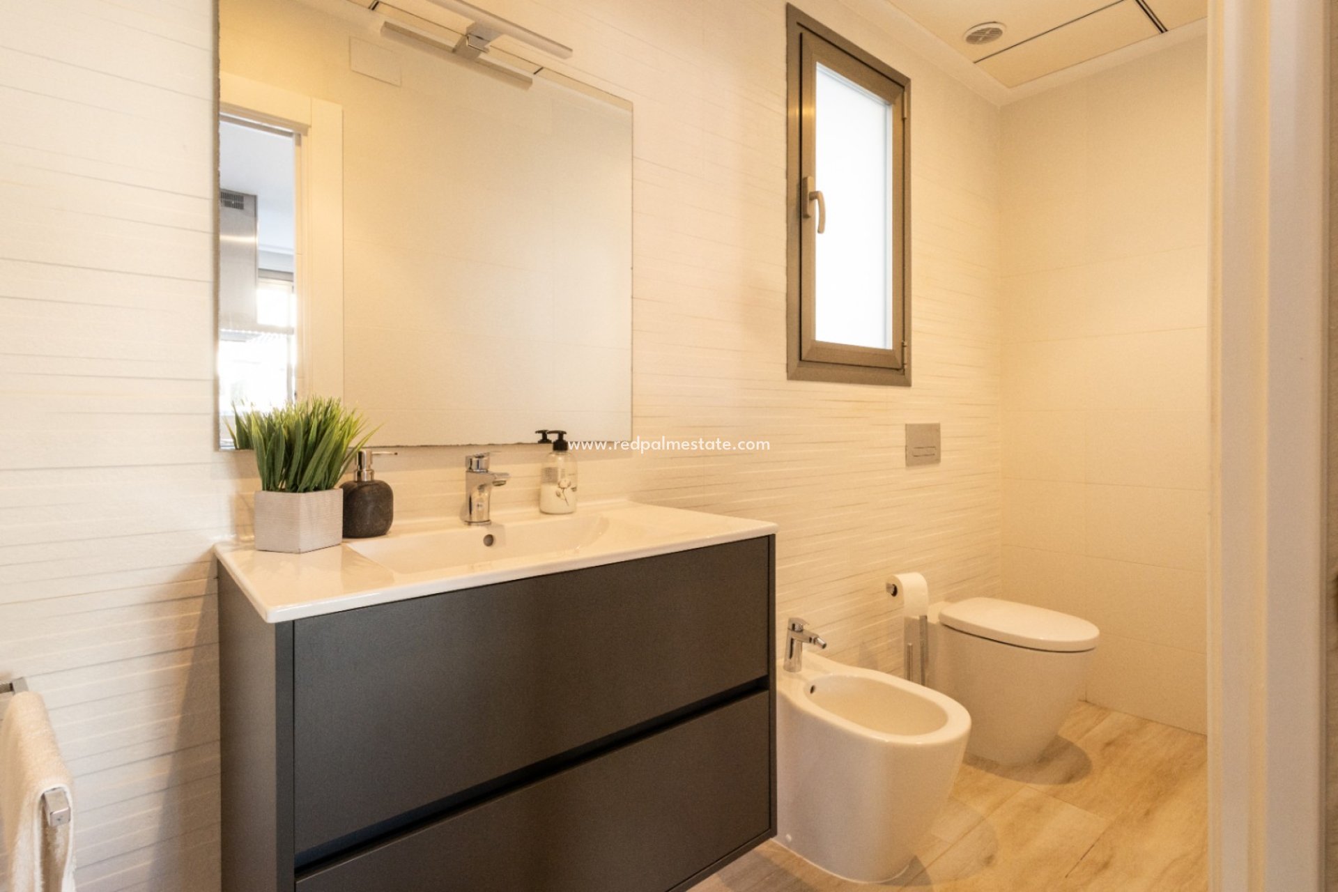 Reventa - Villa -
Orihuela Costa - Inland