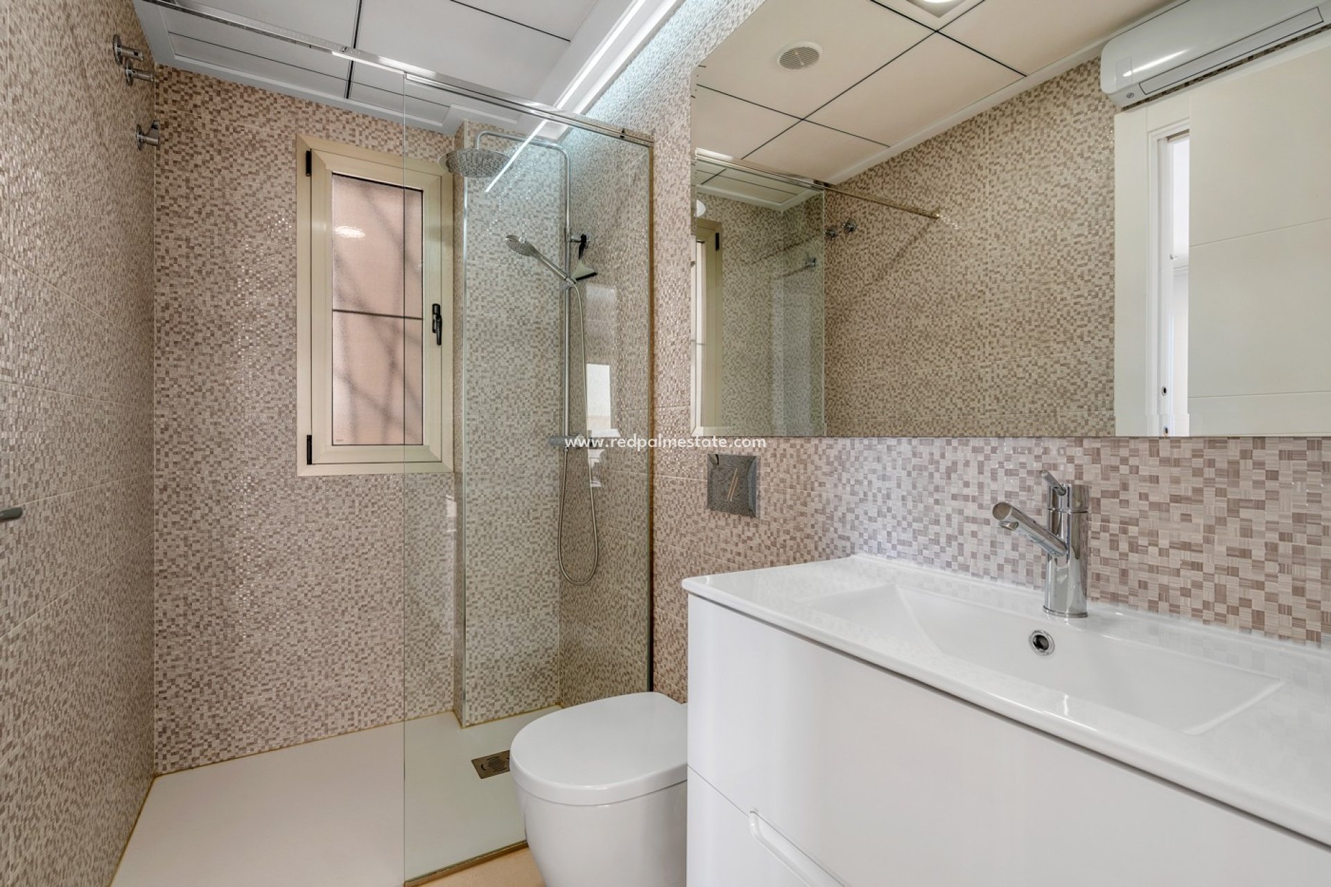 Reventa - Villa -
Orihuela Costa - Inland