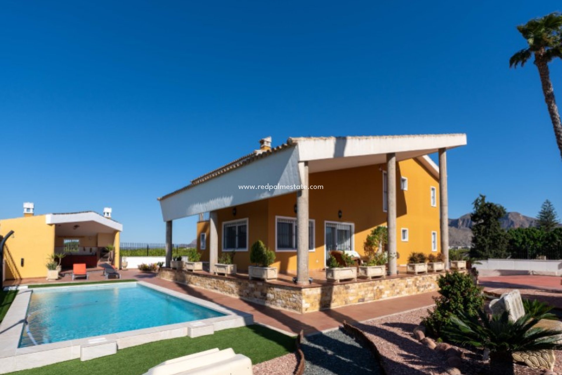 Reventa - Villa -
Orihuela Costa - Inland