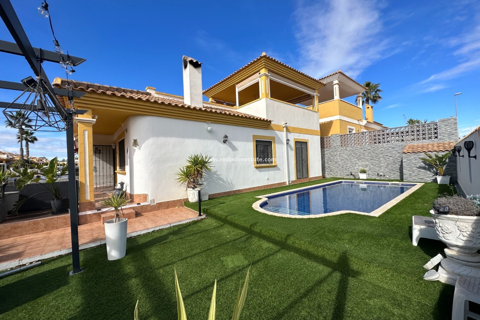 Reventa - Villa -
Orihuela Costa - Inland