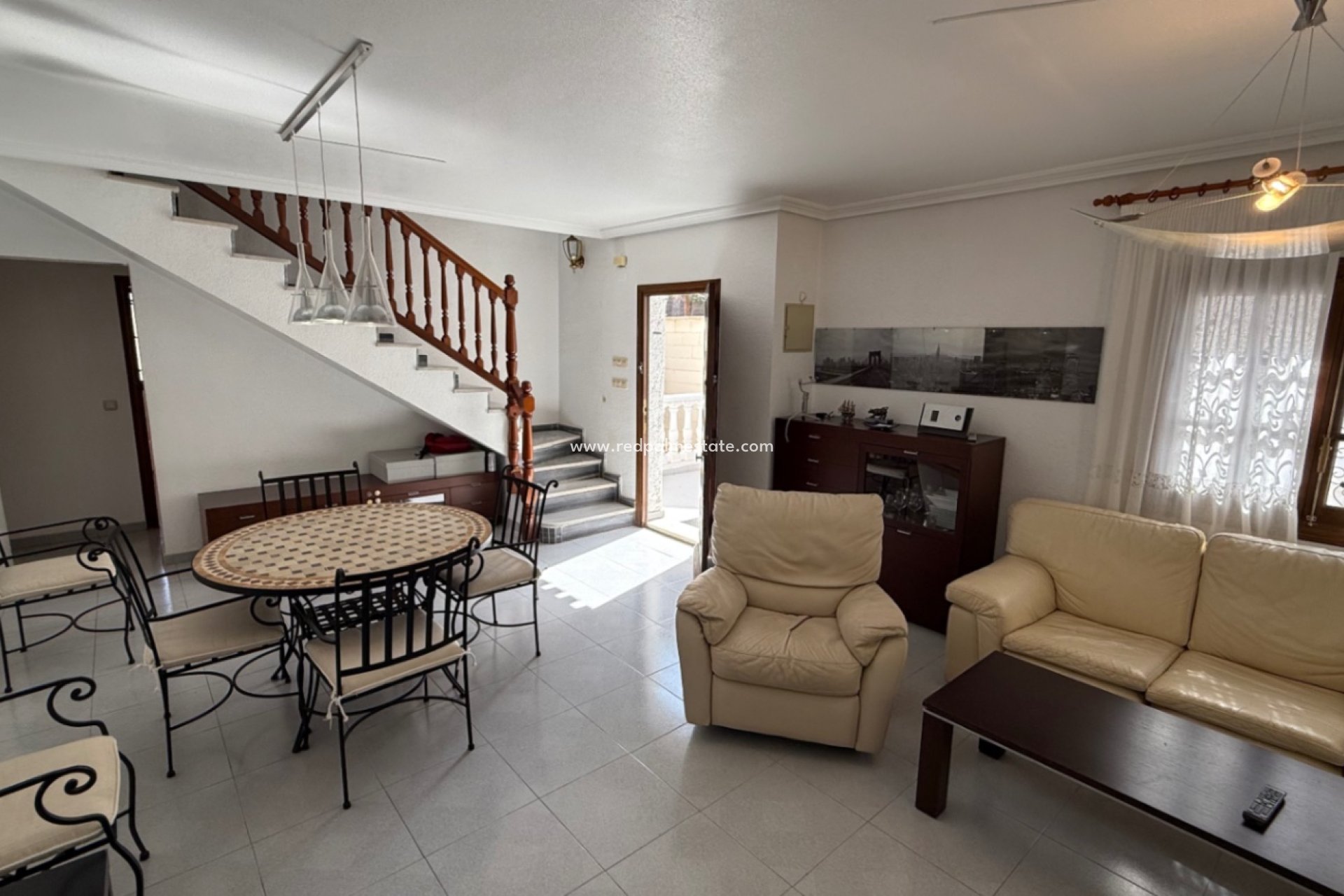 Reventa - Villa -
Orihuela Costa - Inland