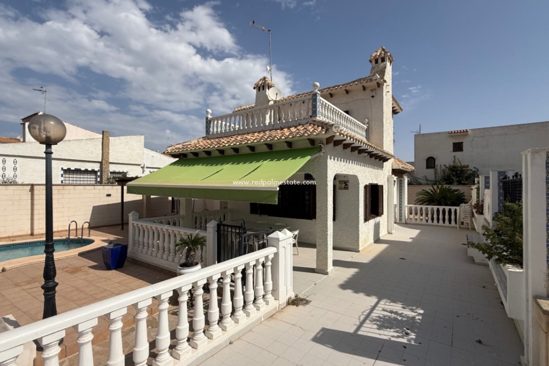 Reventa - Villa -
Orihuela Costa - Inland