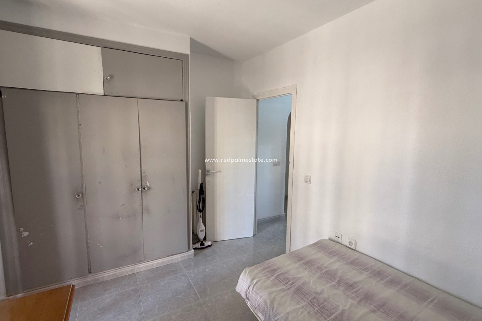 Reventa - Villa -
Orihuela Costa - Inland