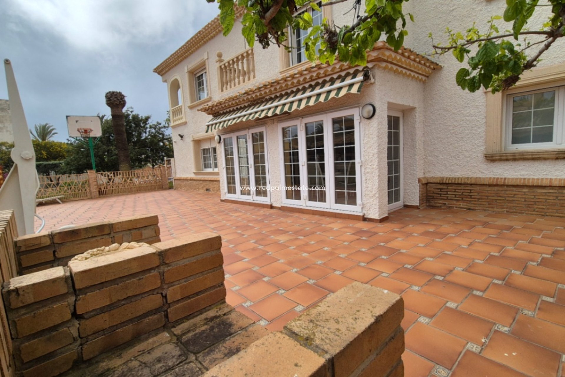 Reventa - Villa -
Orihuela Costa - Inland