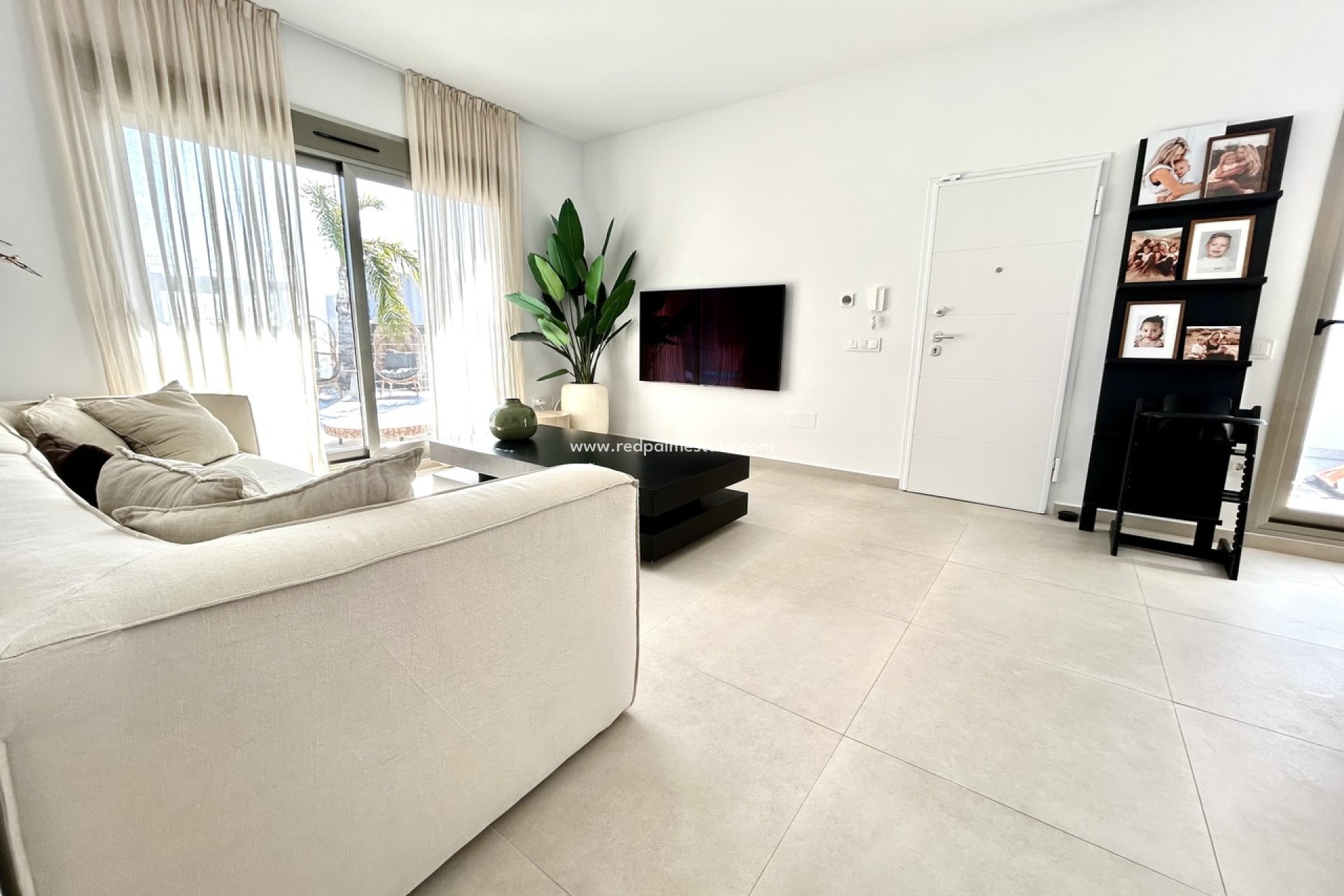 Reventa - Villa -
Orihuela Costa - Inland