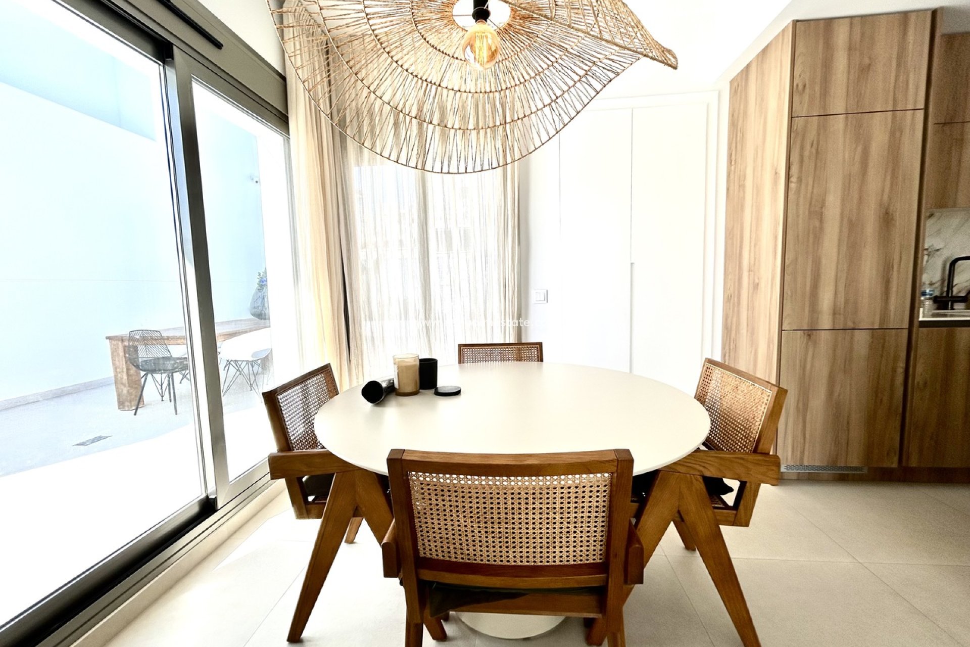 Reventa - Villa -
Orihuela Costa - Inland
